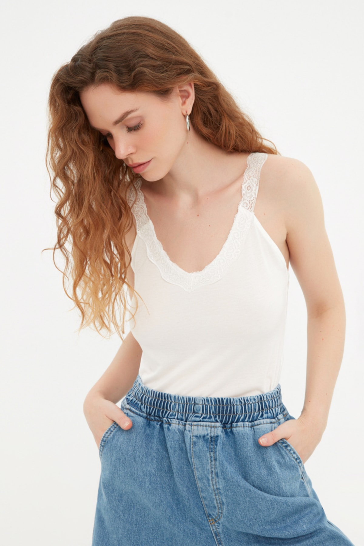 Trendyol White Lace Detail Knitted Blouse