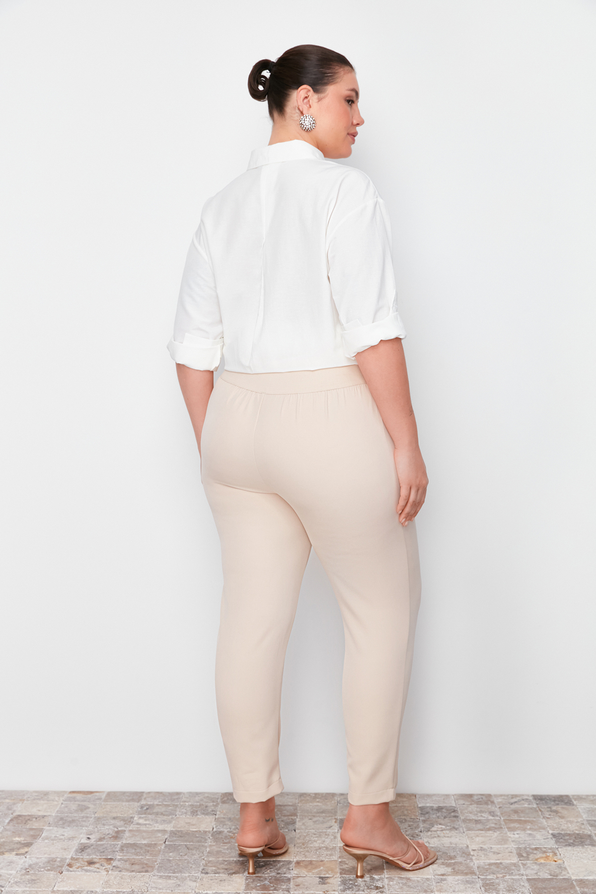 Trendyol Curve Beige Woven Elastic Waist Fabric Trousers