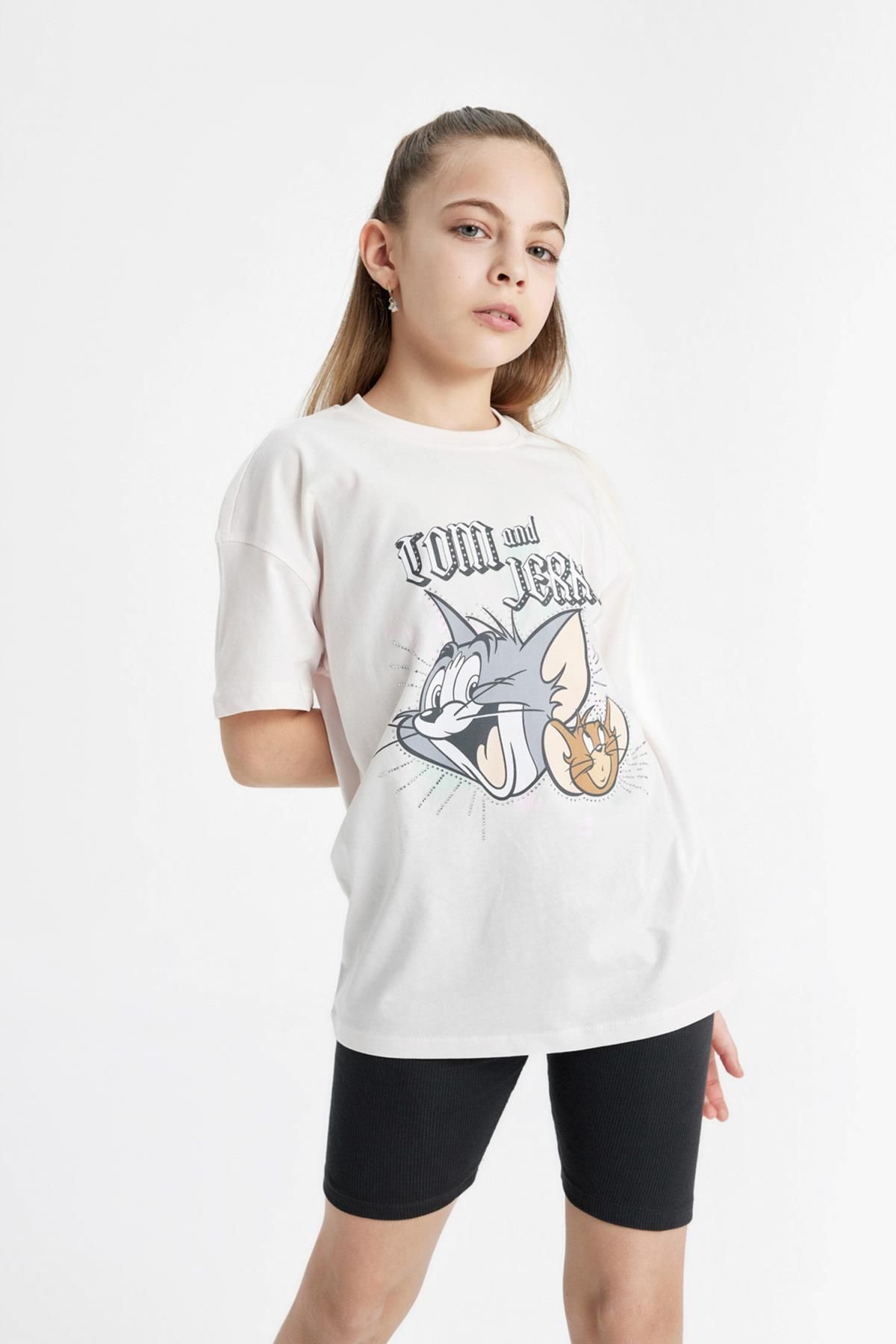 DEFACTO Girls Tom & Jerry Oversize Fit Crew Neck Short Sleeve T-Shirt