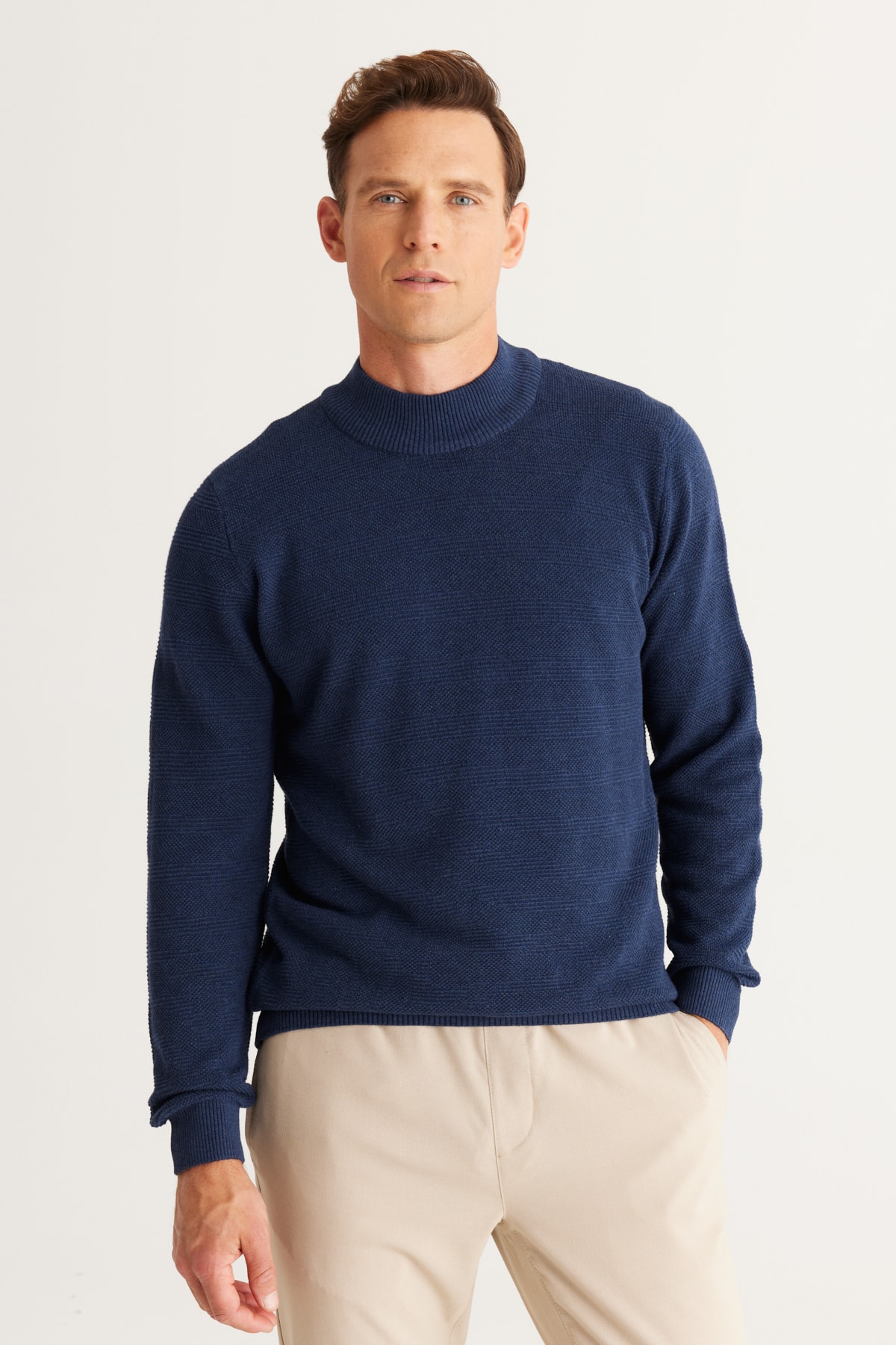 Levně AC&Co / Altınyıldız Classics Men's Indigo Standard Fit Regular Cut Half Turtleneck Cotton Jacquard Knitwear Sweater