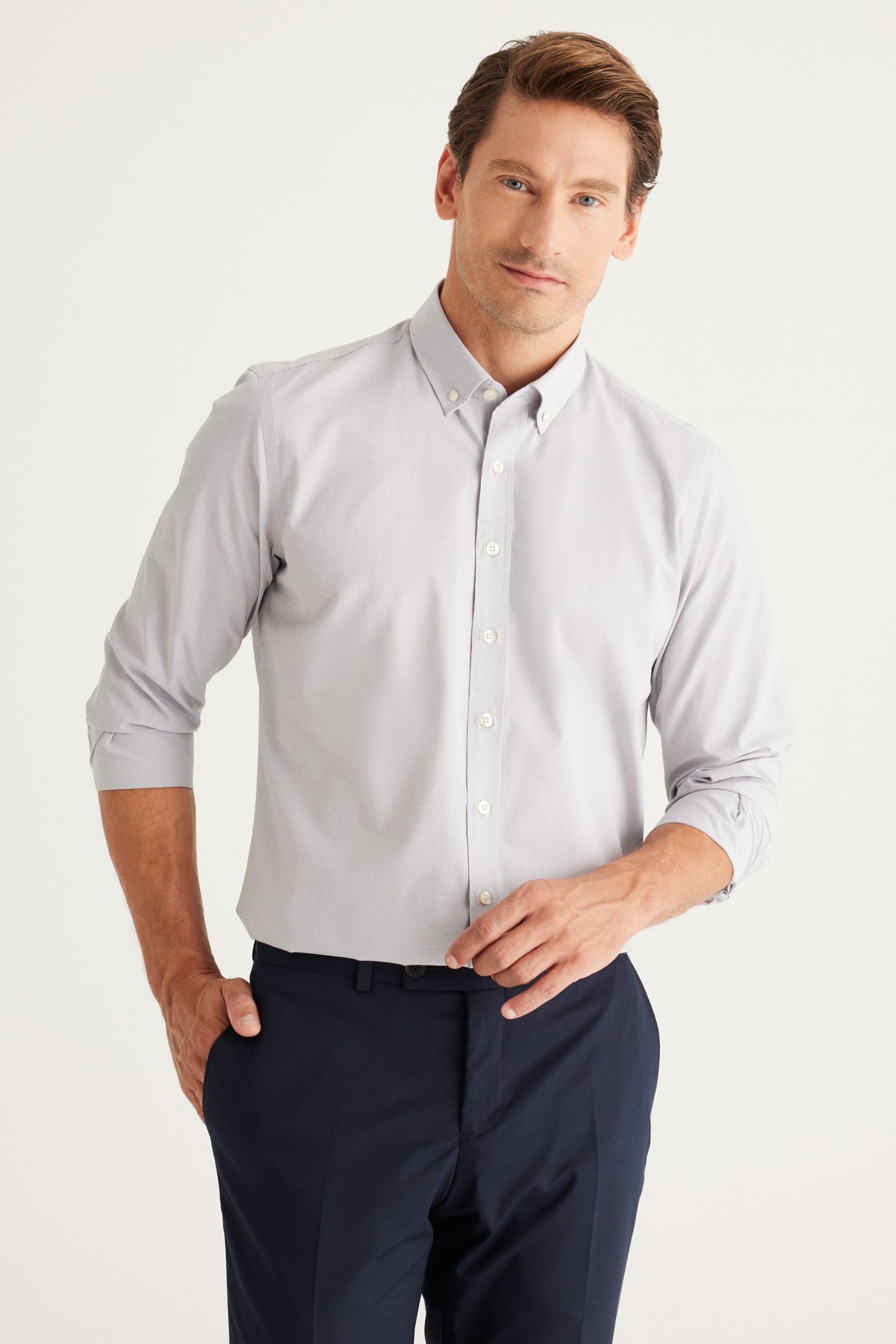 Levně AC&Co / Altınyıldız Classics Men's Gray Slim Fit Slim-fit Oxford Buttoned Collar Gingham Cotton Shirt.