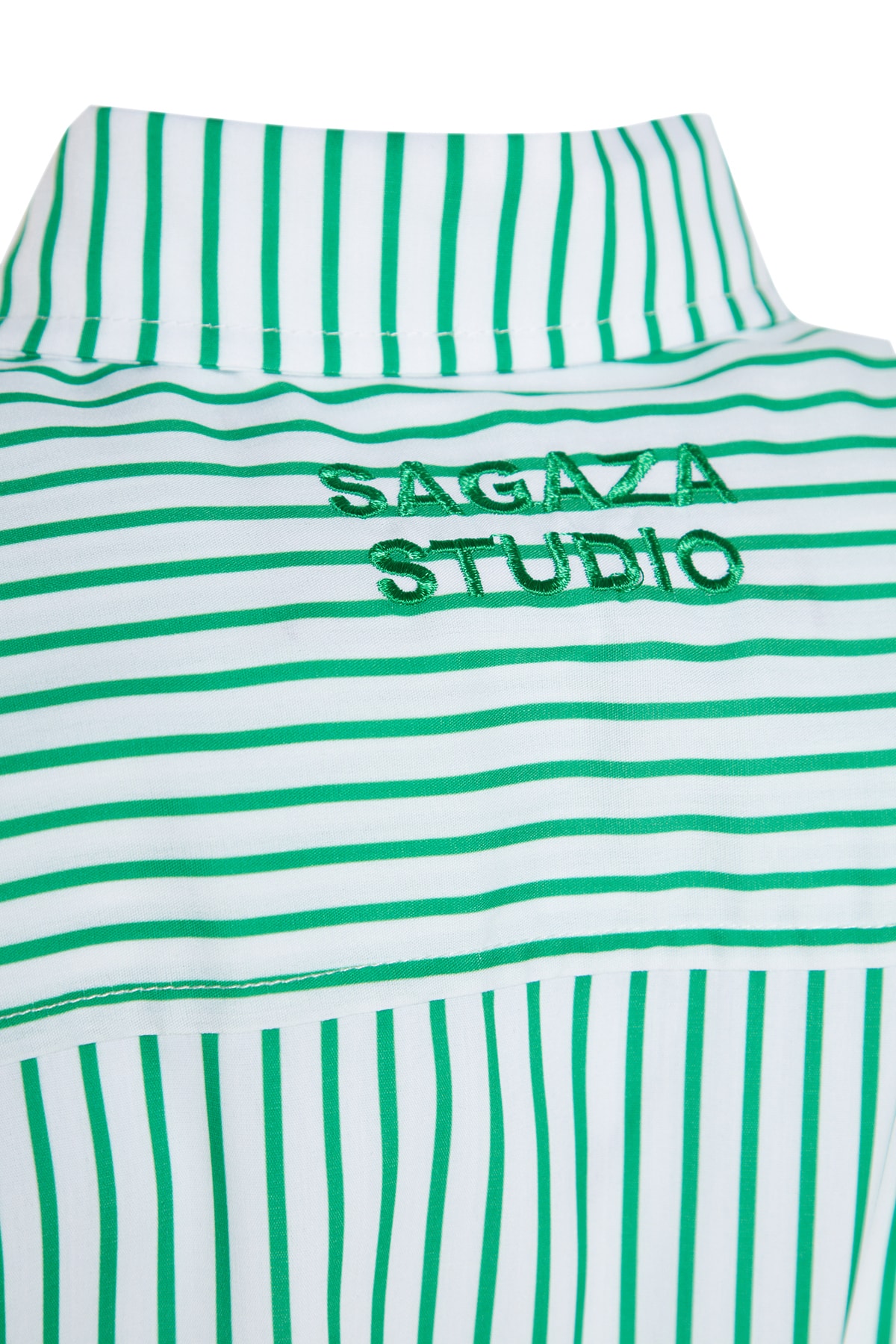 Trendyol X Sagaza Studio alb-verde elastic detaliat poplin rochie