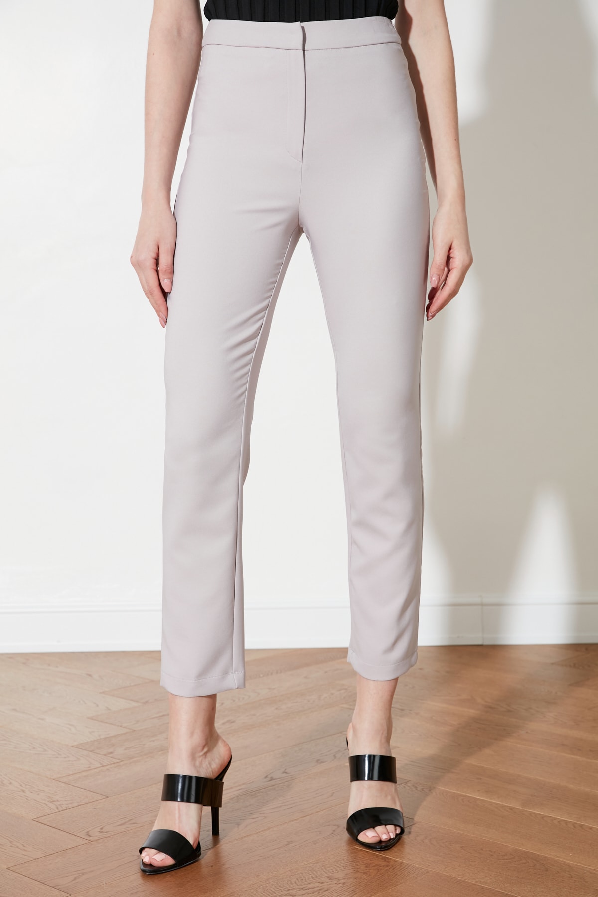 Pantaloni dama, Trendyol Cigarette
