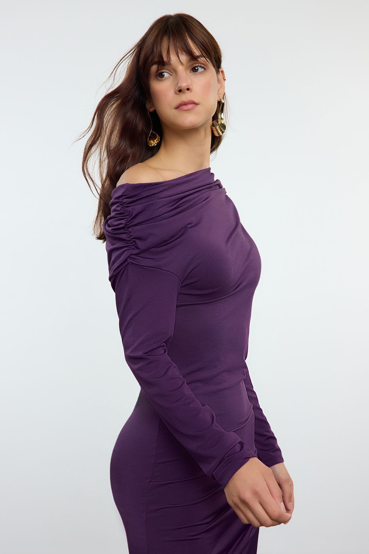 Trendyol Plum Fitted/Fits Body Asymmetrical Neck Midi Knit Dress