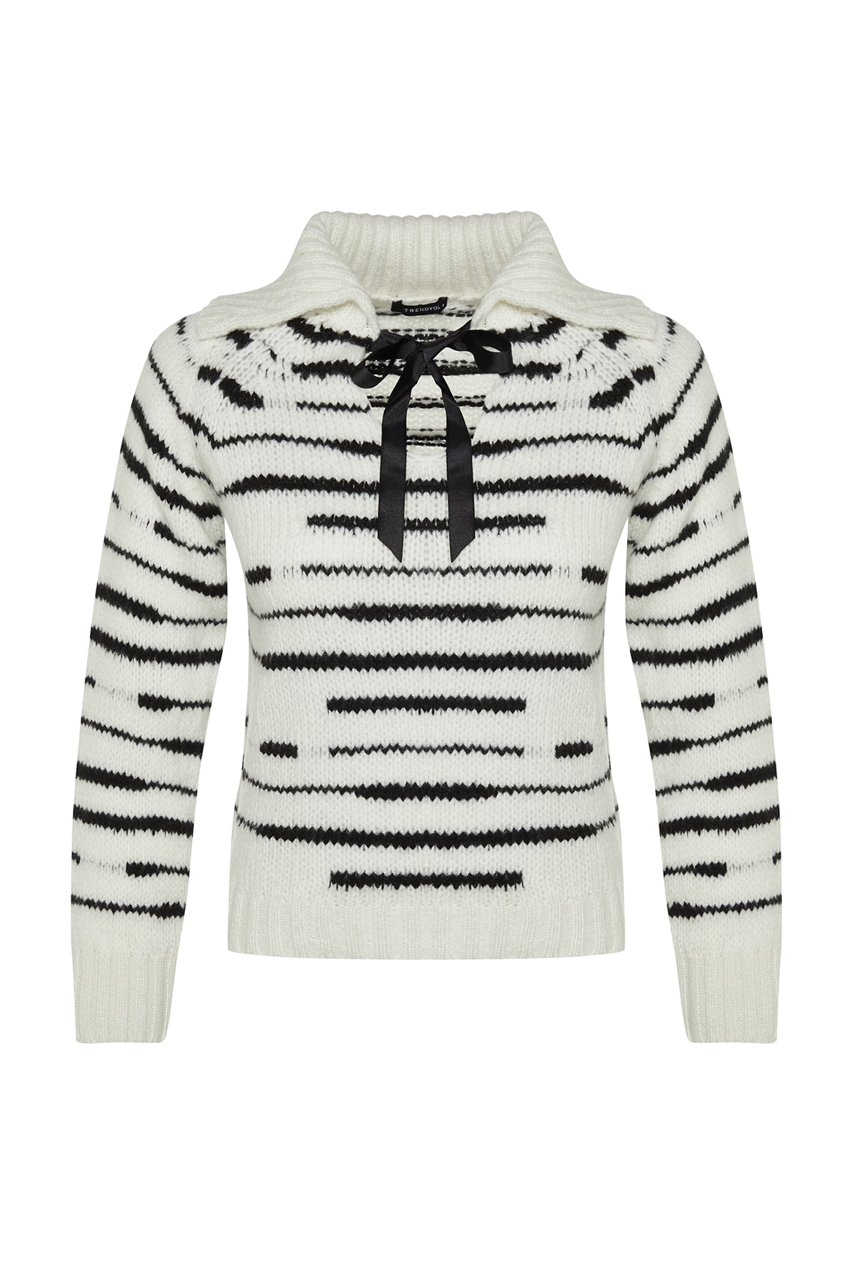 Trendyol Sweater - Ecru - Regular fit