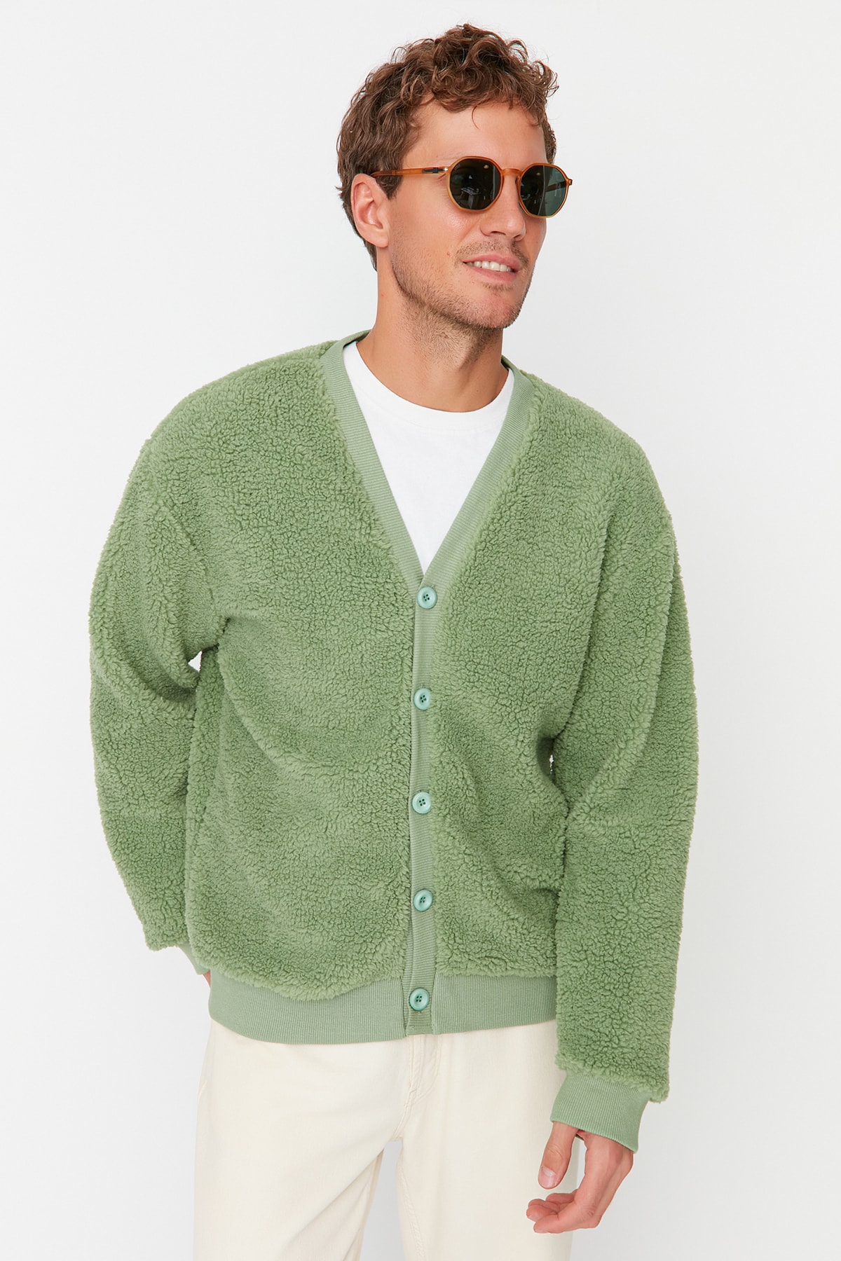Levně Trendyol Green Relaxed Fit/Comfortable Cut V-Neck Buttoned Plush Thick Cardigan