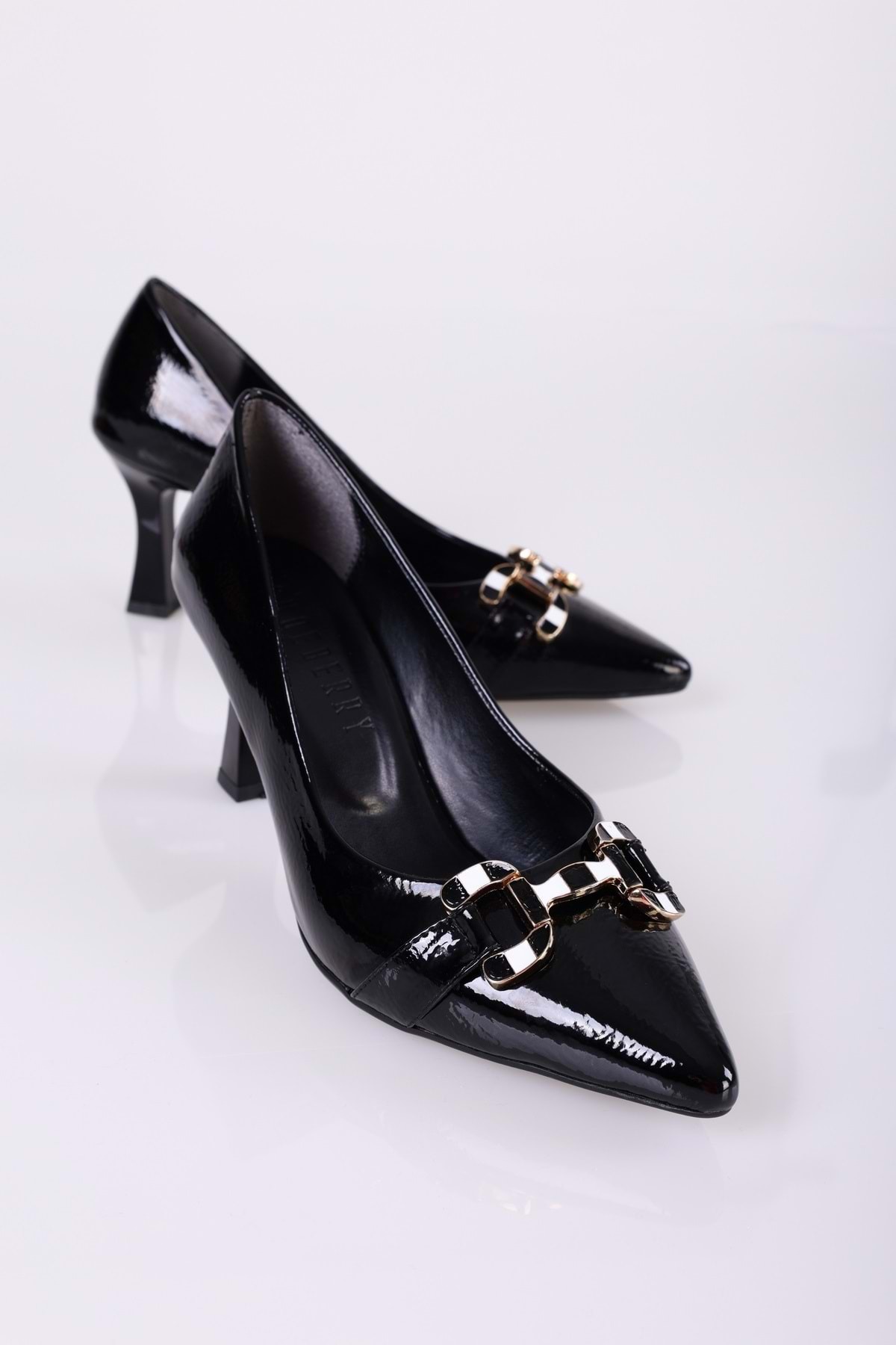 Levně Shoeberry Women's Sadie Black Patent Leather Heeled Shoes Stiletto