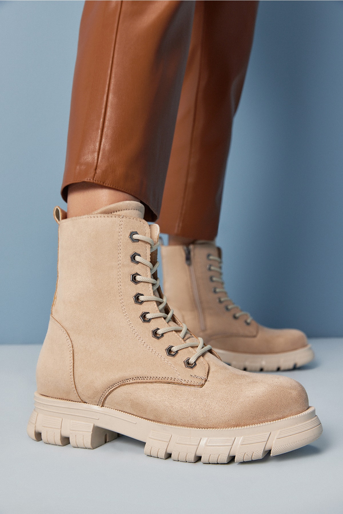 Levně Yaya by Hotiç Beige Women's Boots