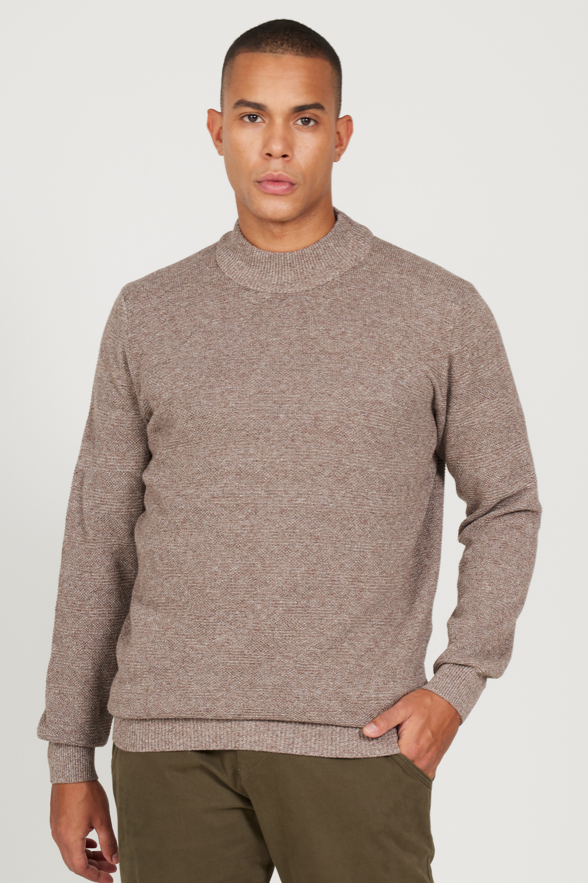 AC&Co / Altınyıldız Classics Men's Brown-ecru Standard Fit Regular Cut Half Turtleneck Cotton Jacquard Knitwear Sweater