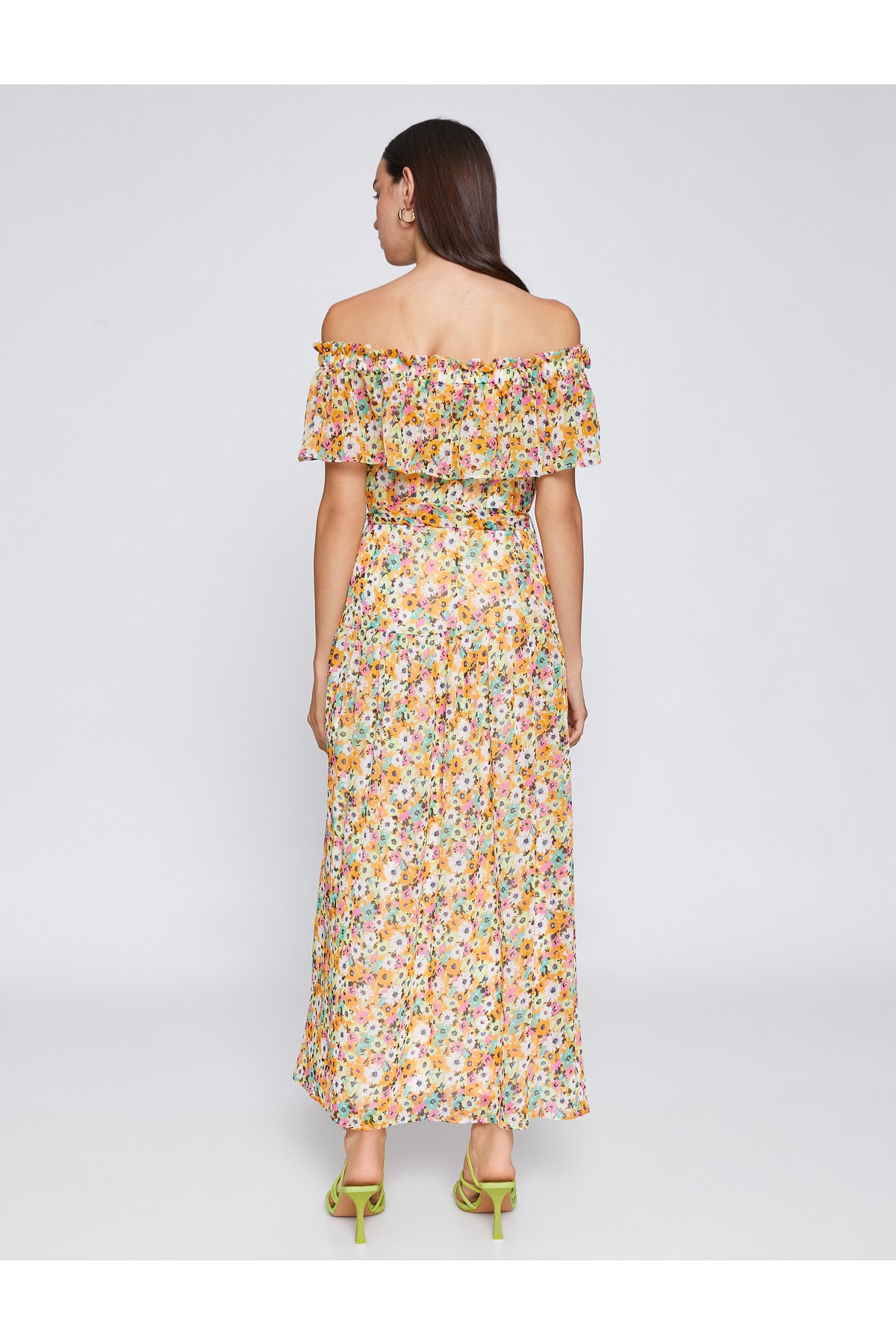 Rochie lunga cu flori Koton cu umerii deschisi