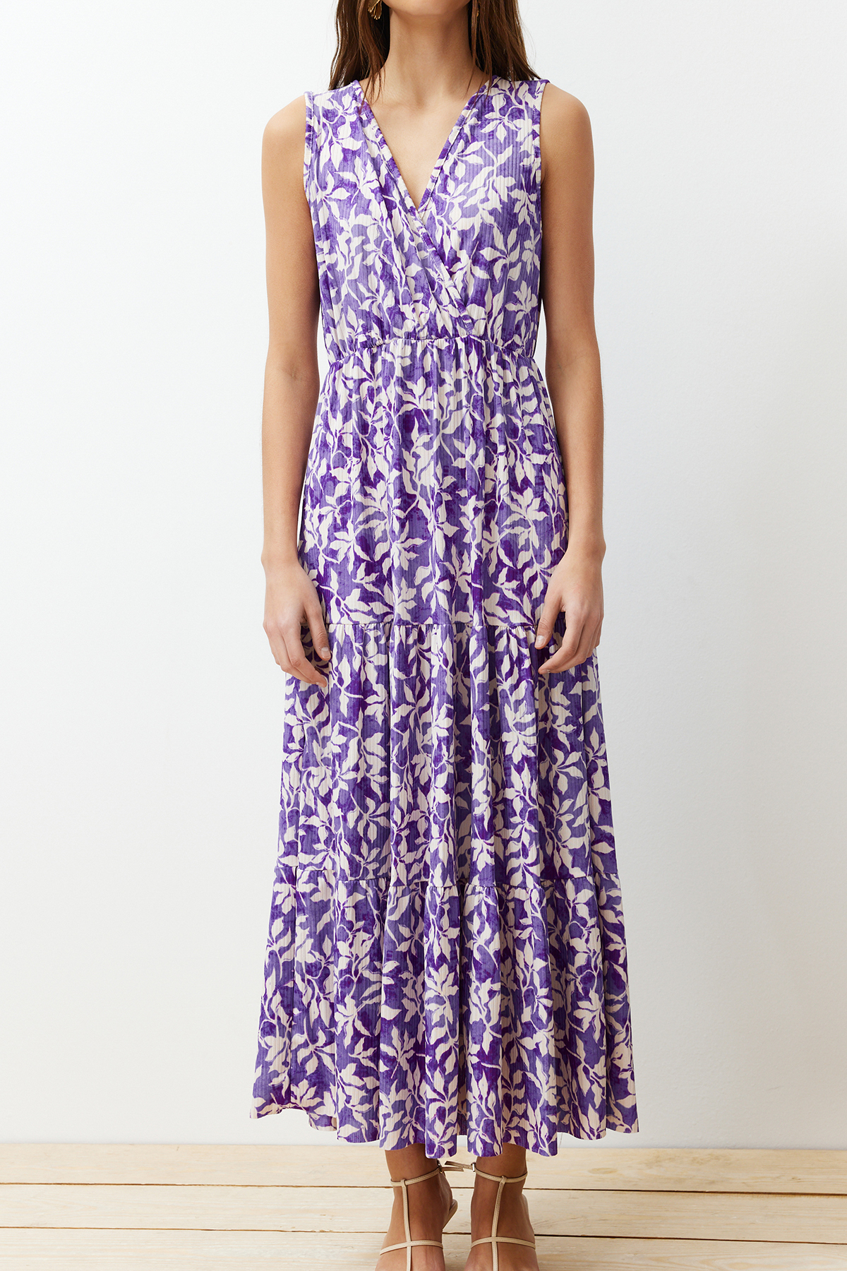 Trendyol Dark Purple Floral A-line V-Neck Sleeveless A-Line Polyester Camisole Maxi Dress