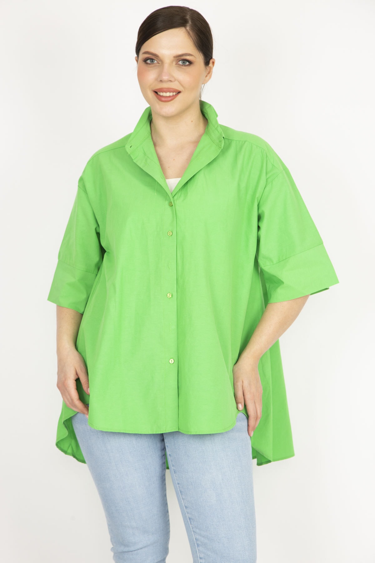 Levně Şans Women's Green Large Size Front Buttoned Long Back Shirt