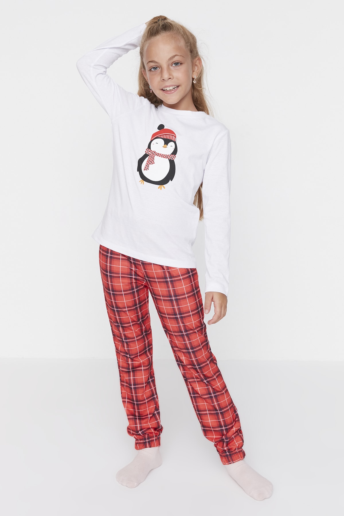 Trendyol Multicolored Girls' Knitted Family Combine Pajamas Set
