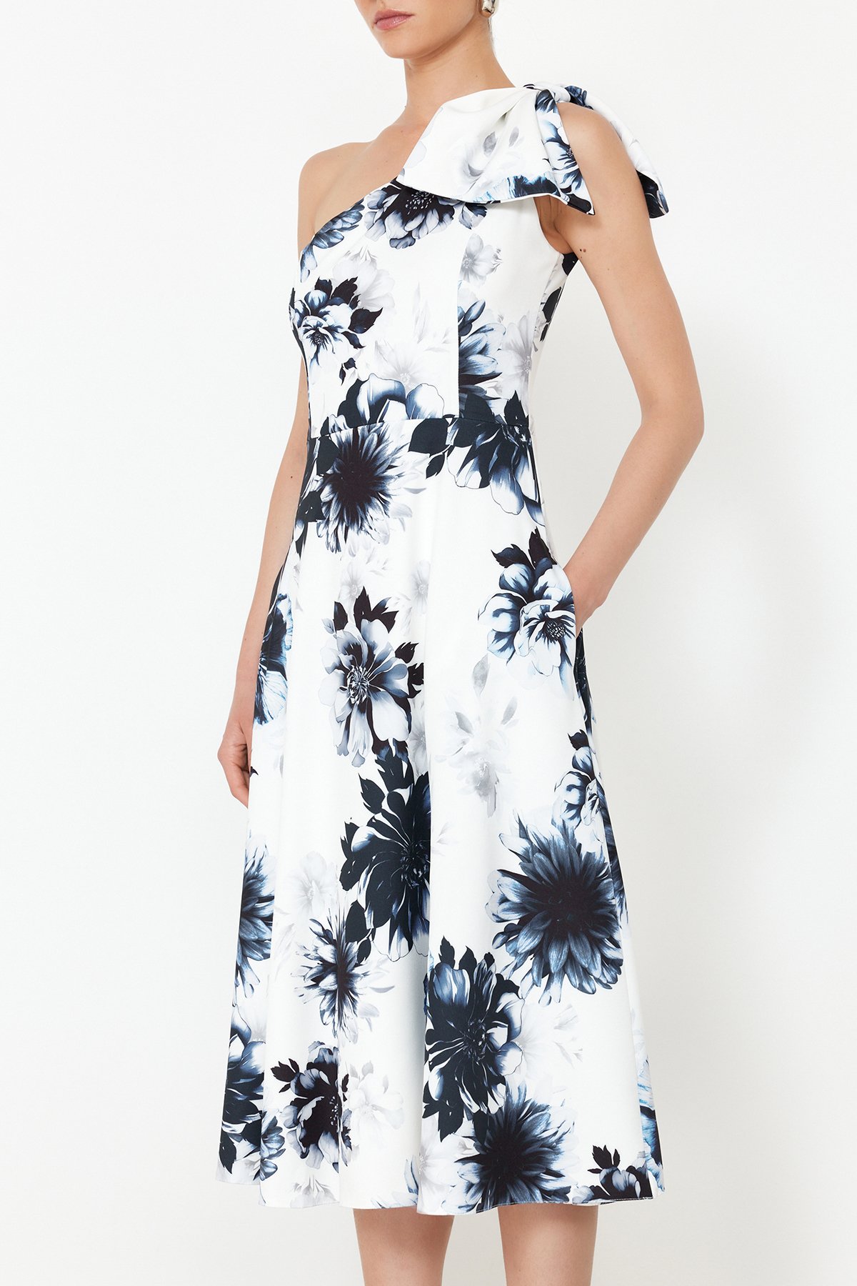 Trendyol Multicolored A-Cut Bow Detailed Woven Elegant Evening Dress