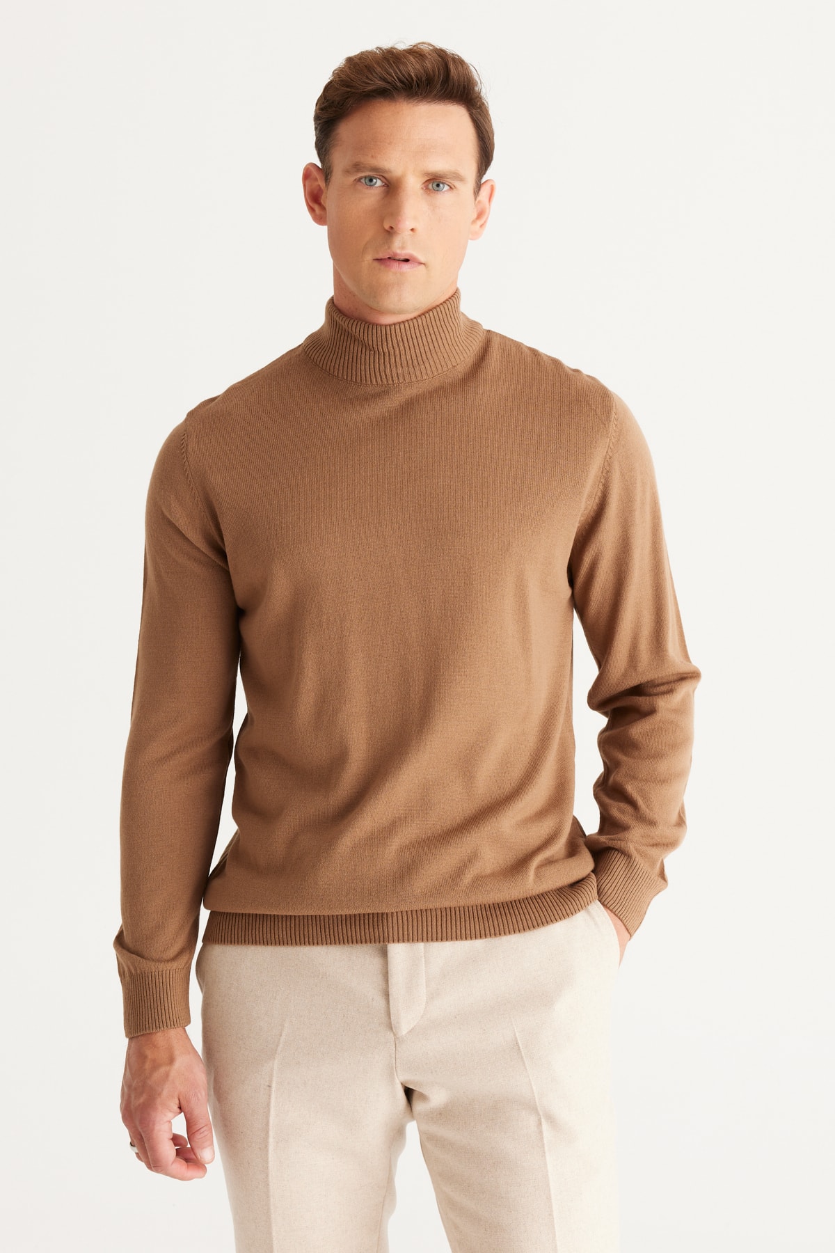 Levně ALTINYILDIZ CLASSICS Men's Mink Anti-Pilling Standard Fit Normal Cut Half Turtleneck Knitwear Sweater.