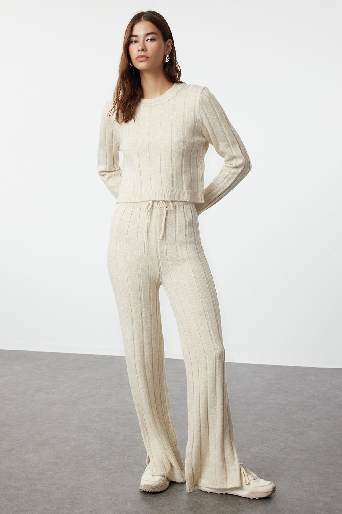 Trendyol Beige Crop Sweater-Pants Knitwear Top-Top Set