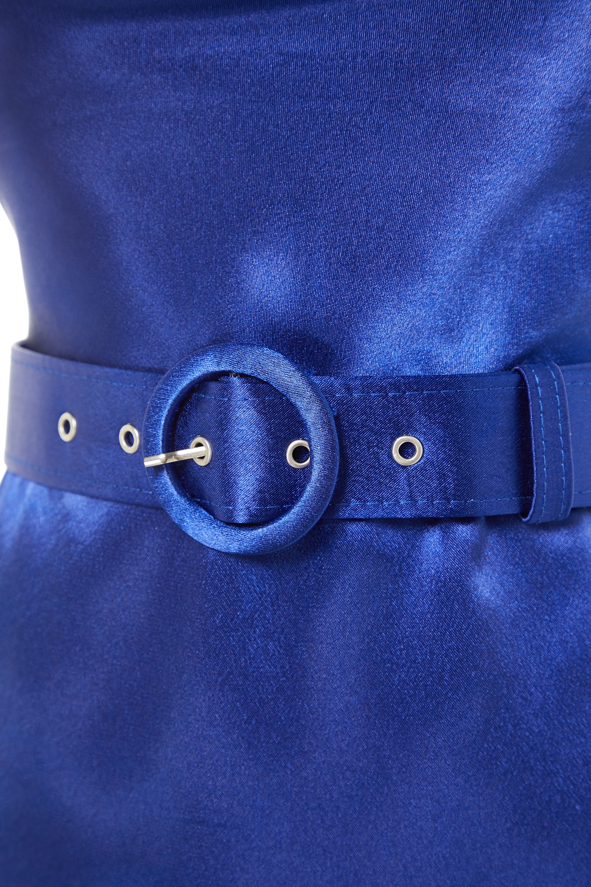 Saxofon trendyol cu curea, rochie de seara eleganta din satin tesut