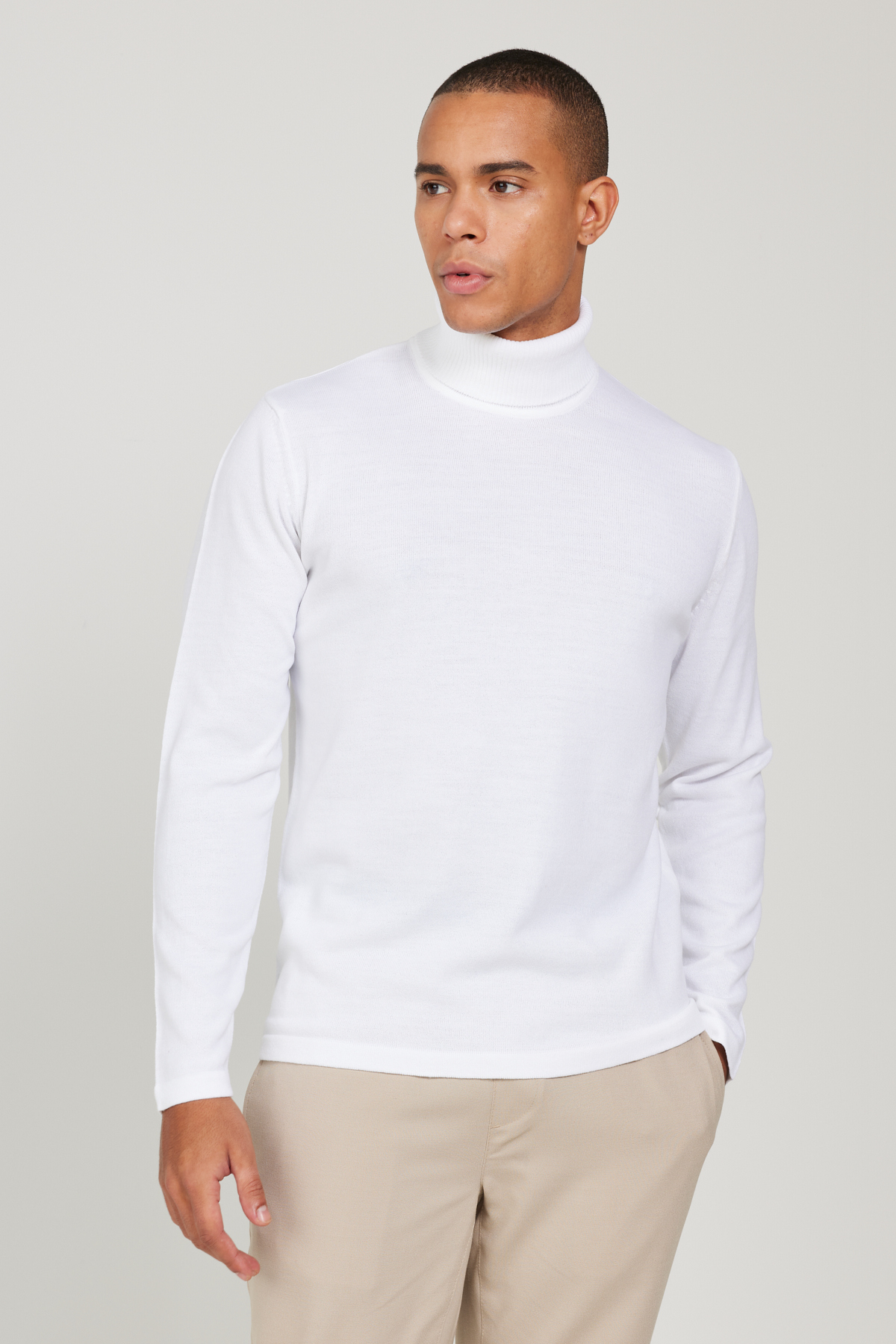 Levně AC&Co / Altınyıldız Classics Men's Ecru Standard Fit Regular Cut Full Turtleneck Knitwear Sweater.