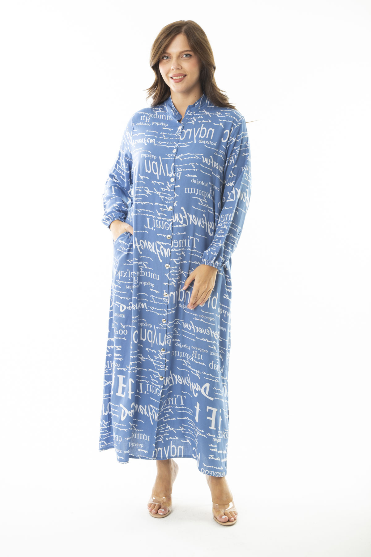 Levně Şans Women's Plus Size Blue Woven Viscose Fabric Front Length Buttoned Long Sleeve Dress
