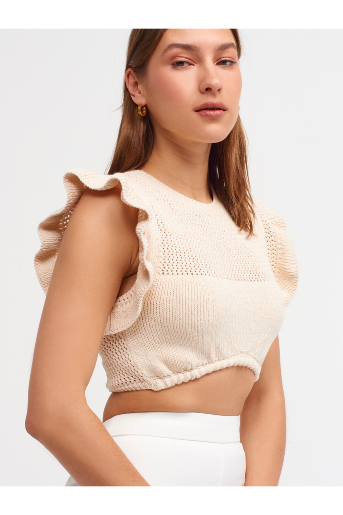 Dilvin 10176 Ruffled Sleeves Crop Sweater-natural