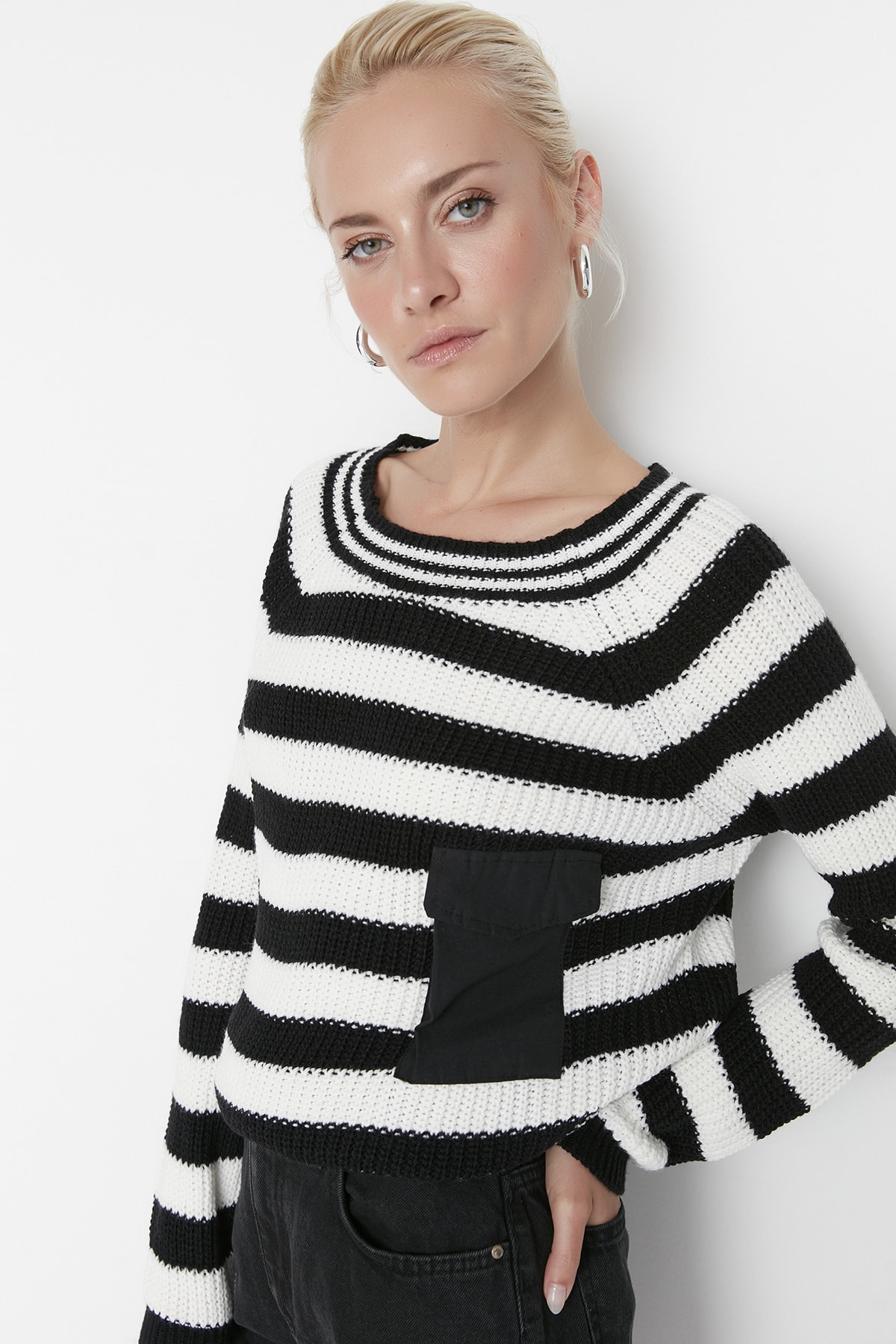 Trendyol Black Striped Knitwear Sweater