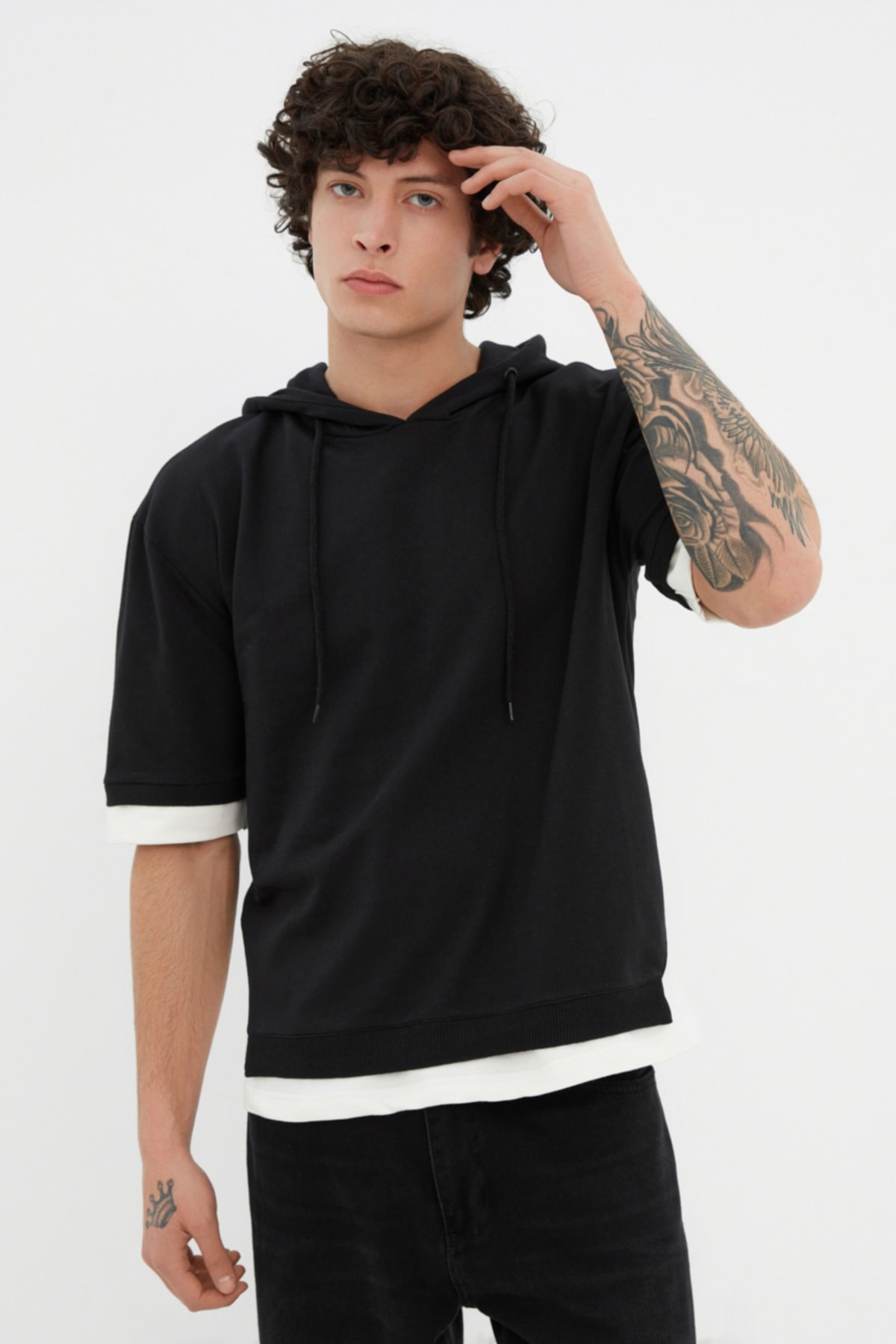 Trendyol Sweatshirt - Black - Oversize