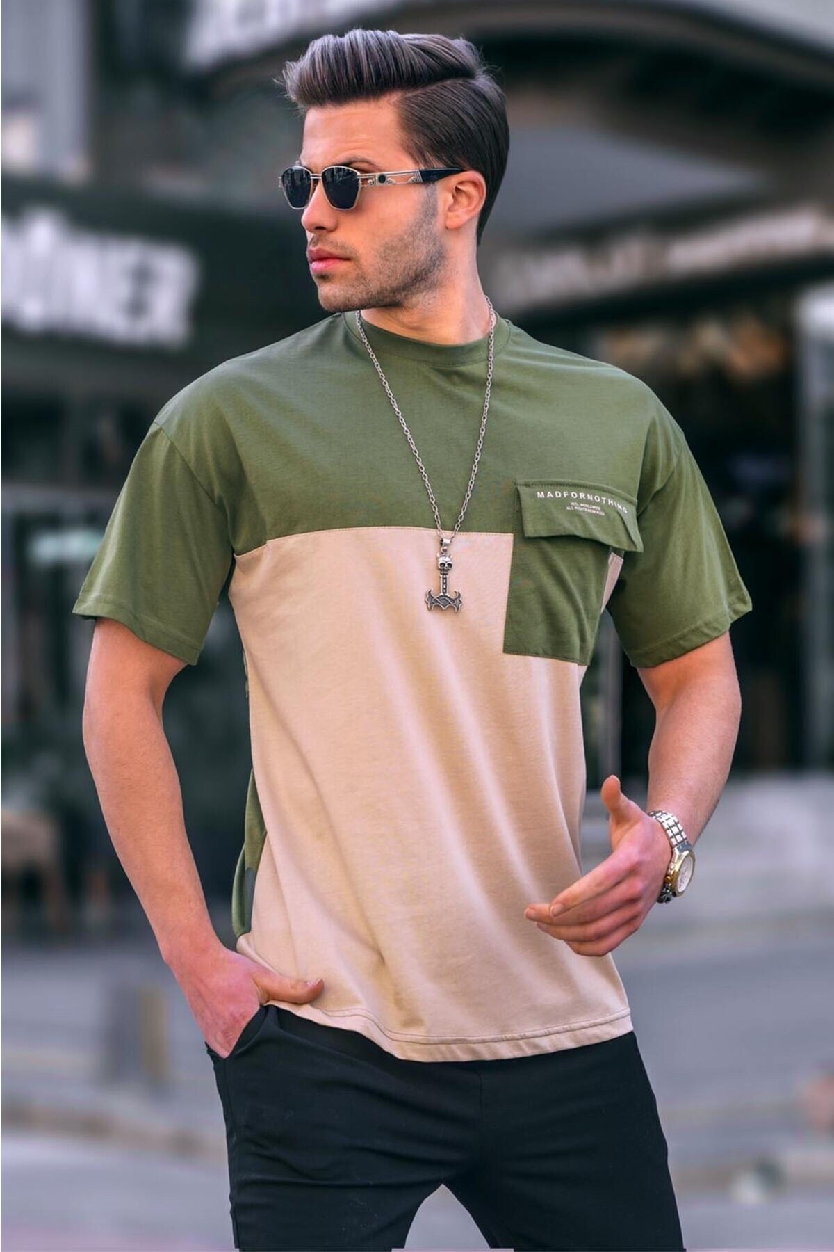 Levně Madmext Khaki Color Block Overfit Men's T-Shirt 6088