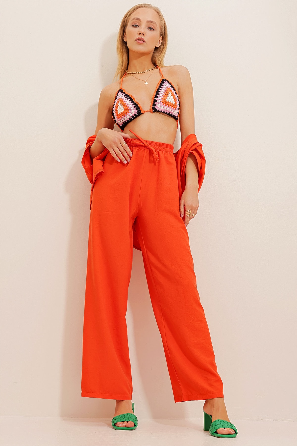 Levně Trend Alaçatı Stili Women's Orange Elastic Waist Comfort Fit Aerobin Trousers