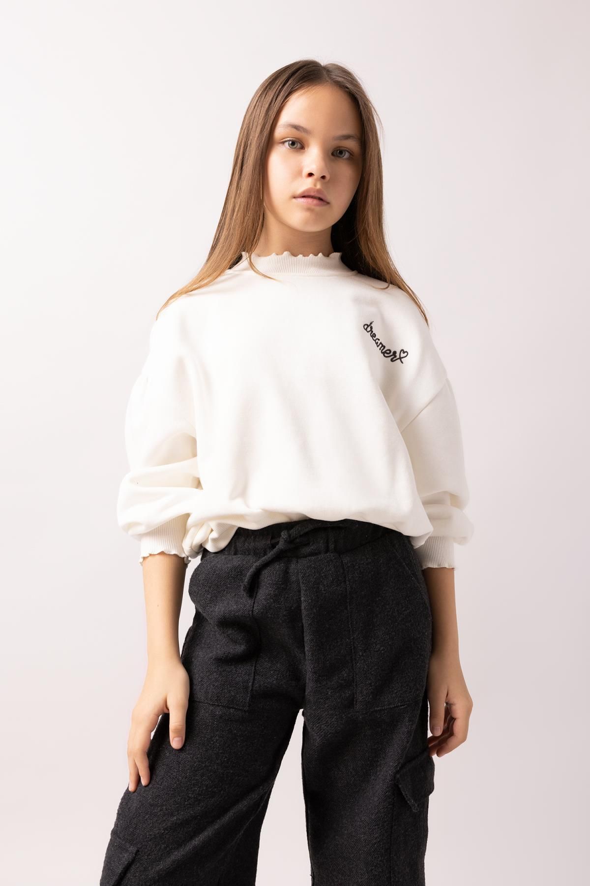 DEFACTO Girl's Oversize Fit Embroidered Sweatshirt