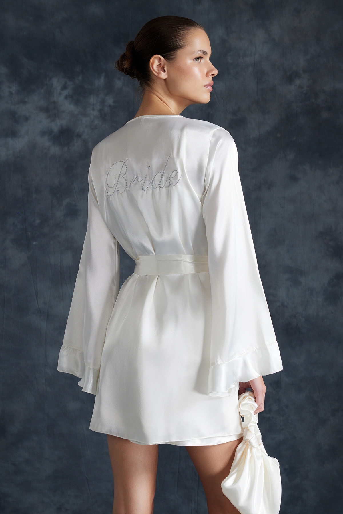 Trendyol Bride White Belted Flounce and Back Embroidery Detailed Satin Woven Dressing Gown with Gift Bag