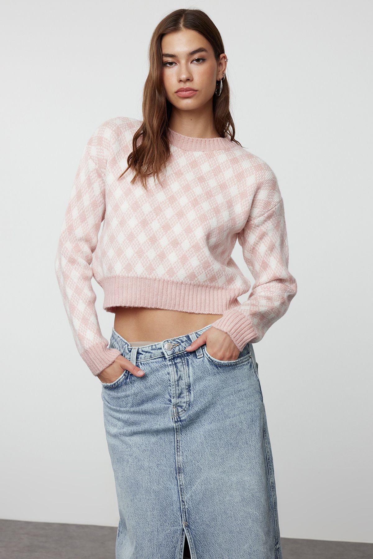 Trendyol Powder Crop Soft Textured Patterned Knitwear Sweater