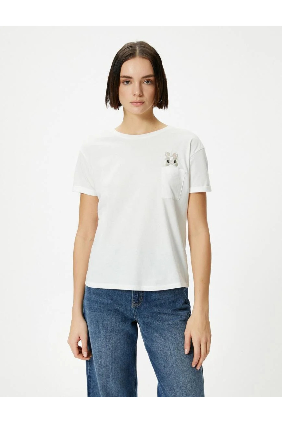 Levně Koton Pocket Detailed T-Shirt Rabbit Embroidered Short Sleeve Crew Neck Cotton