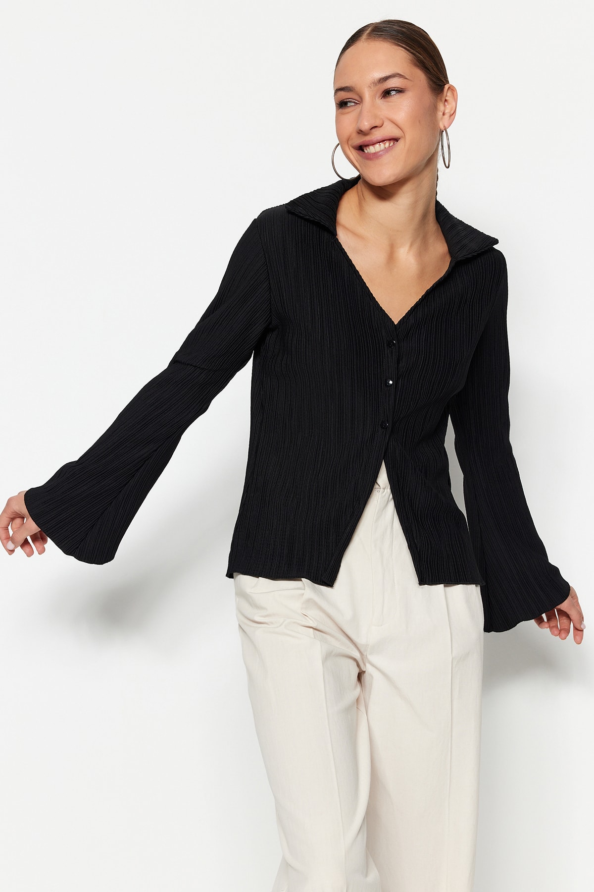 Trendyol Black Pleated And Buttoned Flare/Spanish Sleeve Knitted Shirt
