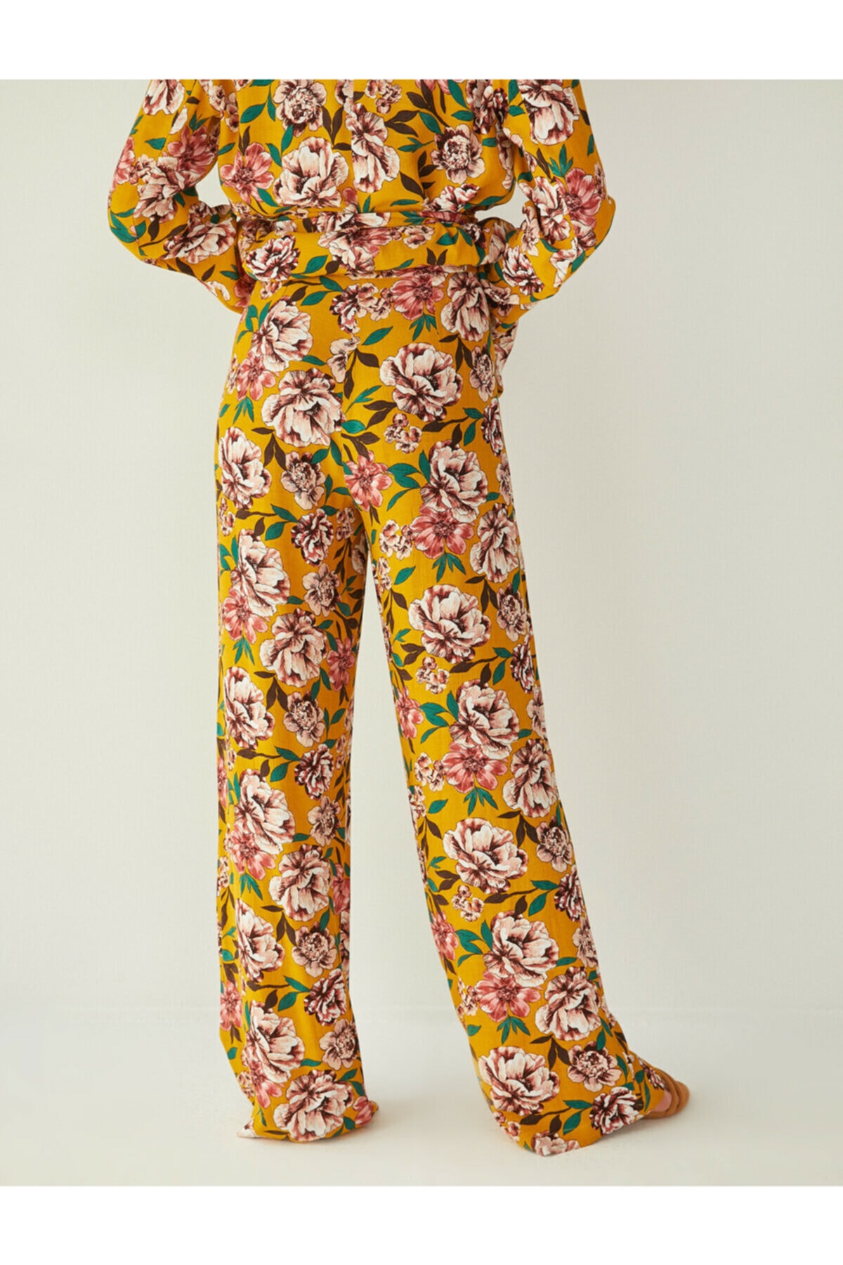 Pantaloni florali Koton