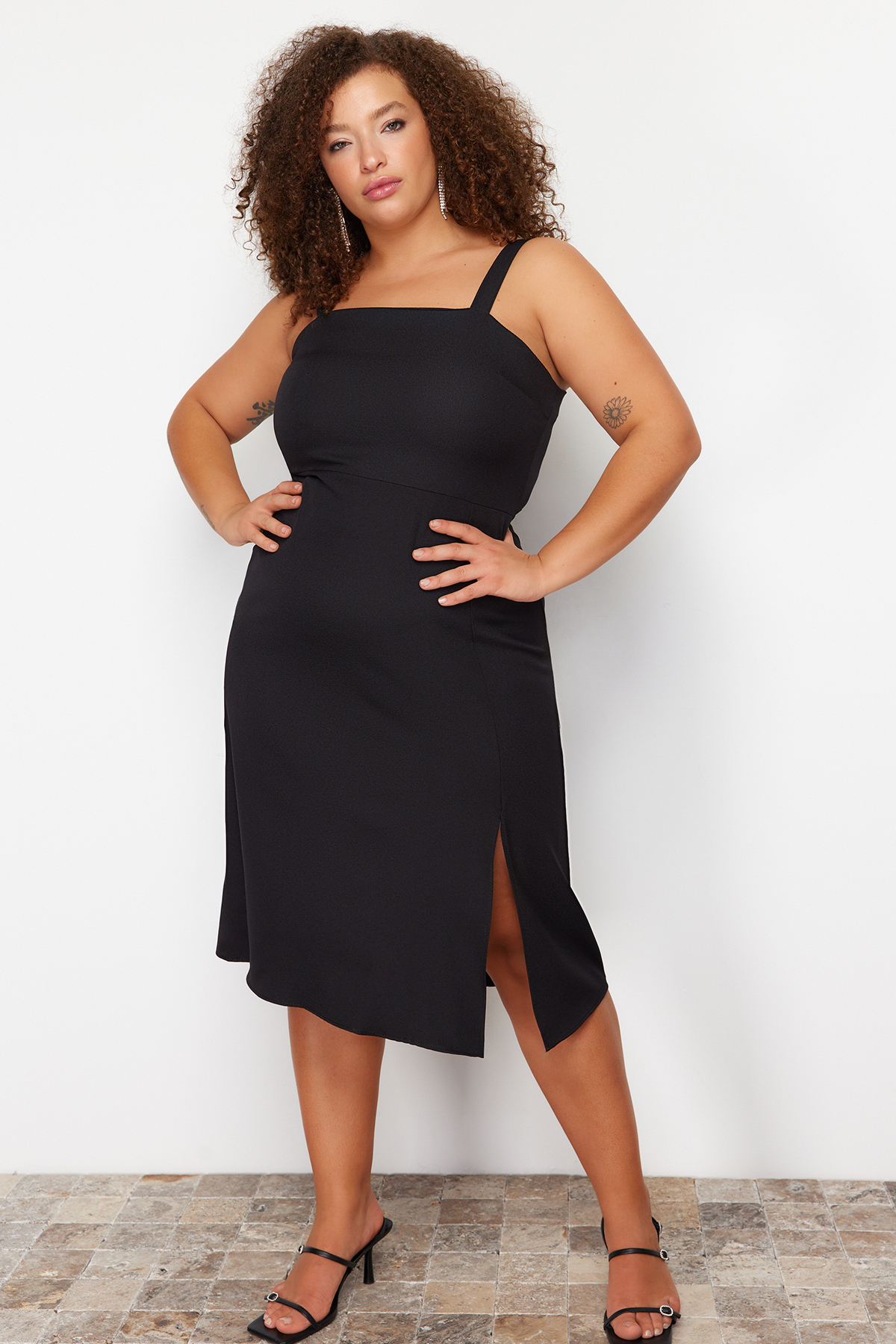 Rochie Trendyol Black Woven Slit