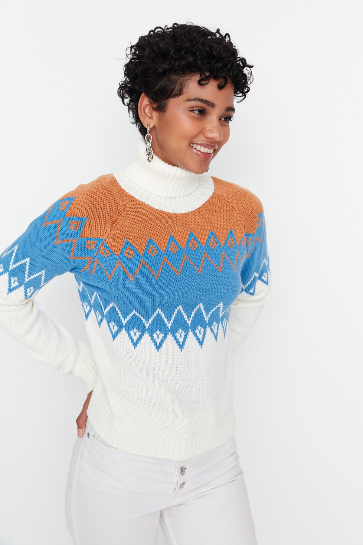Trendyol Ecru Patterned Turtleneck Knitwear Sweater