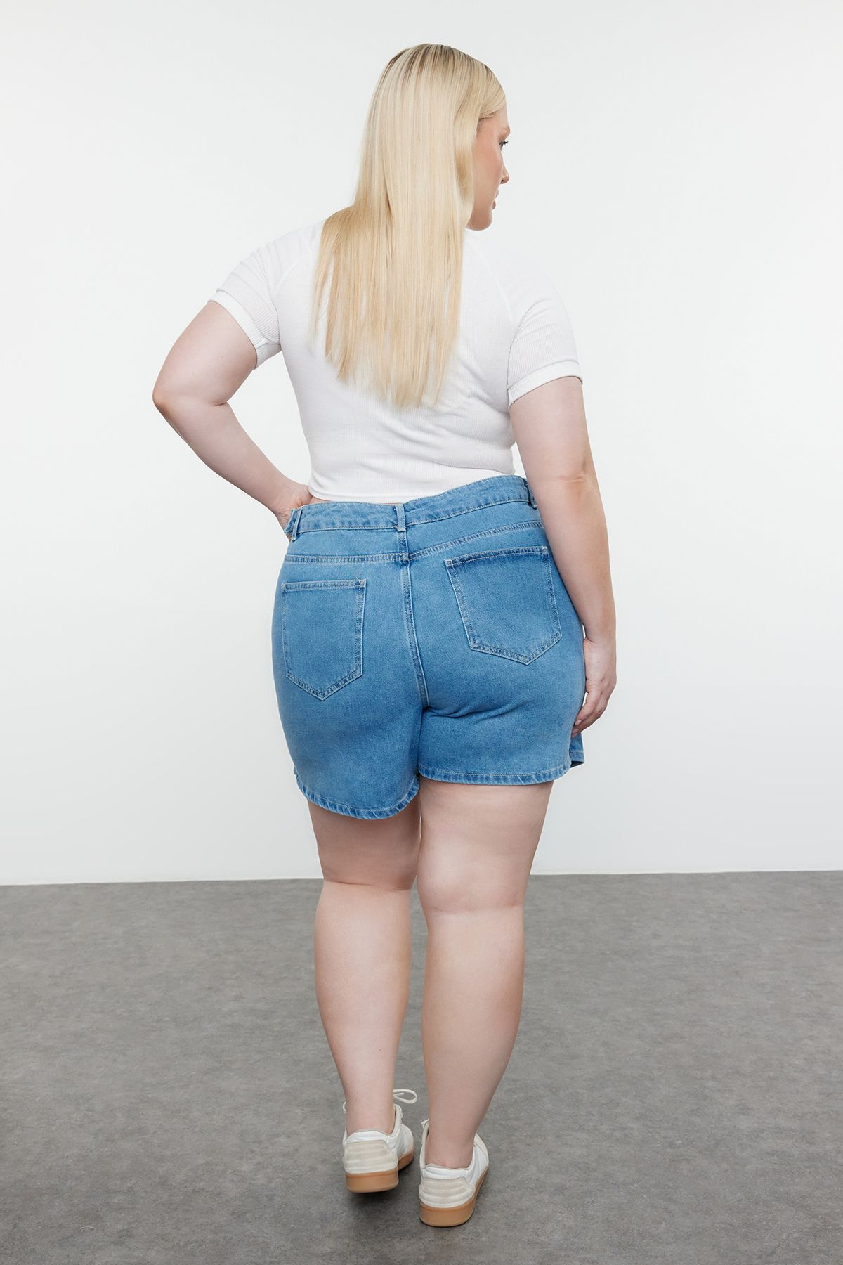 Trendyol Curve Blue Slit Denim Shorts Skirt