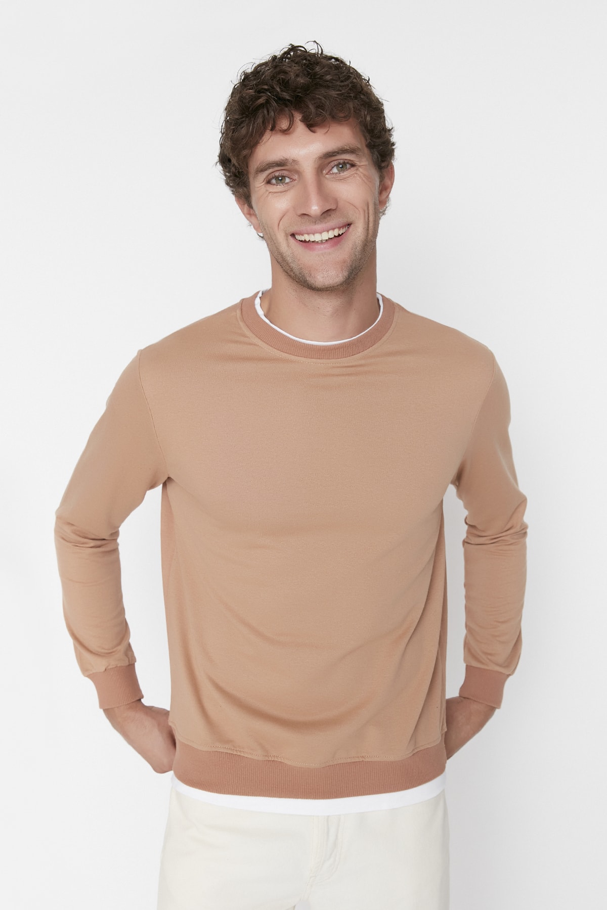 Trendyol Camel Men's Basic Regular Fit Sweatshirt