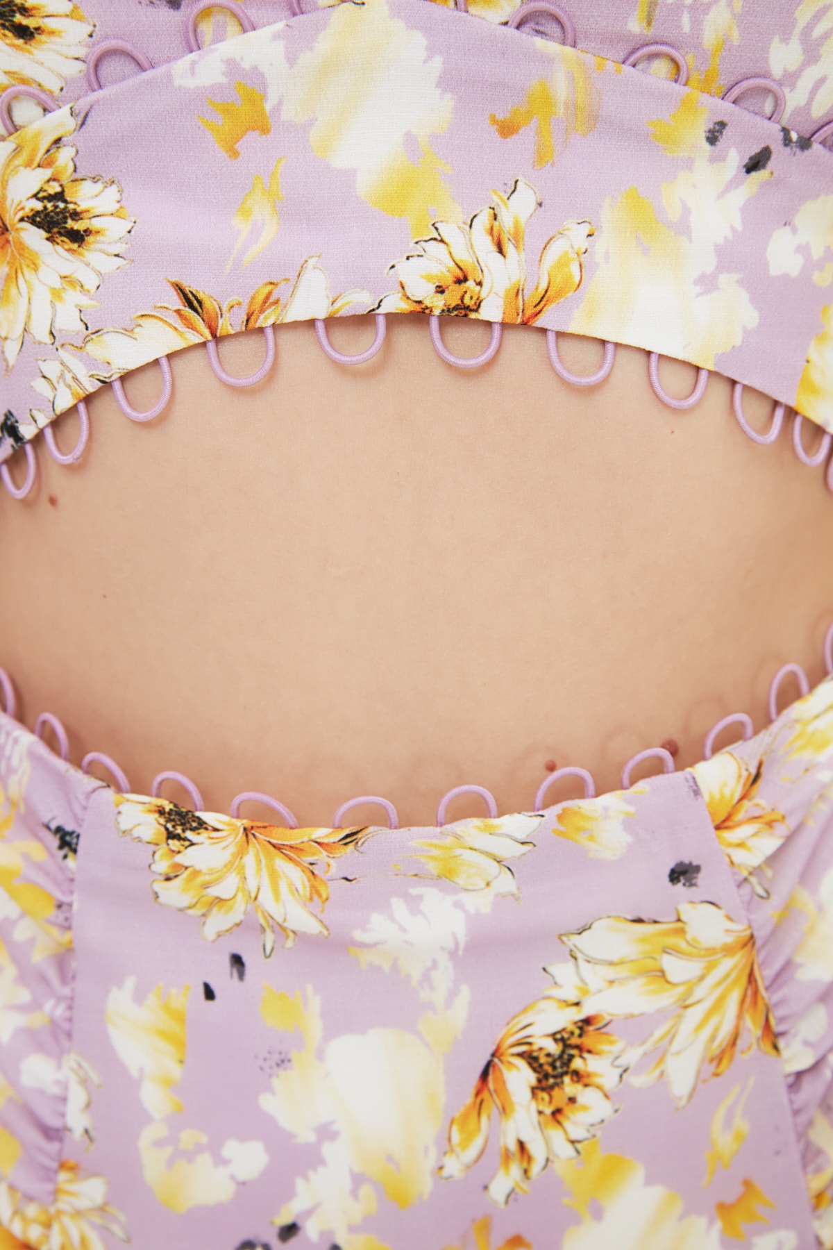 Trendyol Multicolored Cut Out rochie detaliată