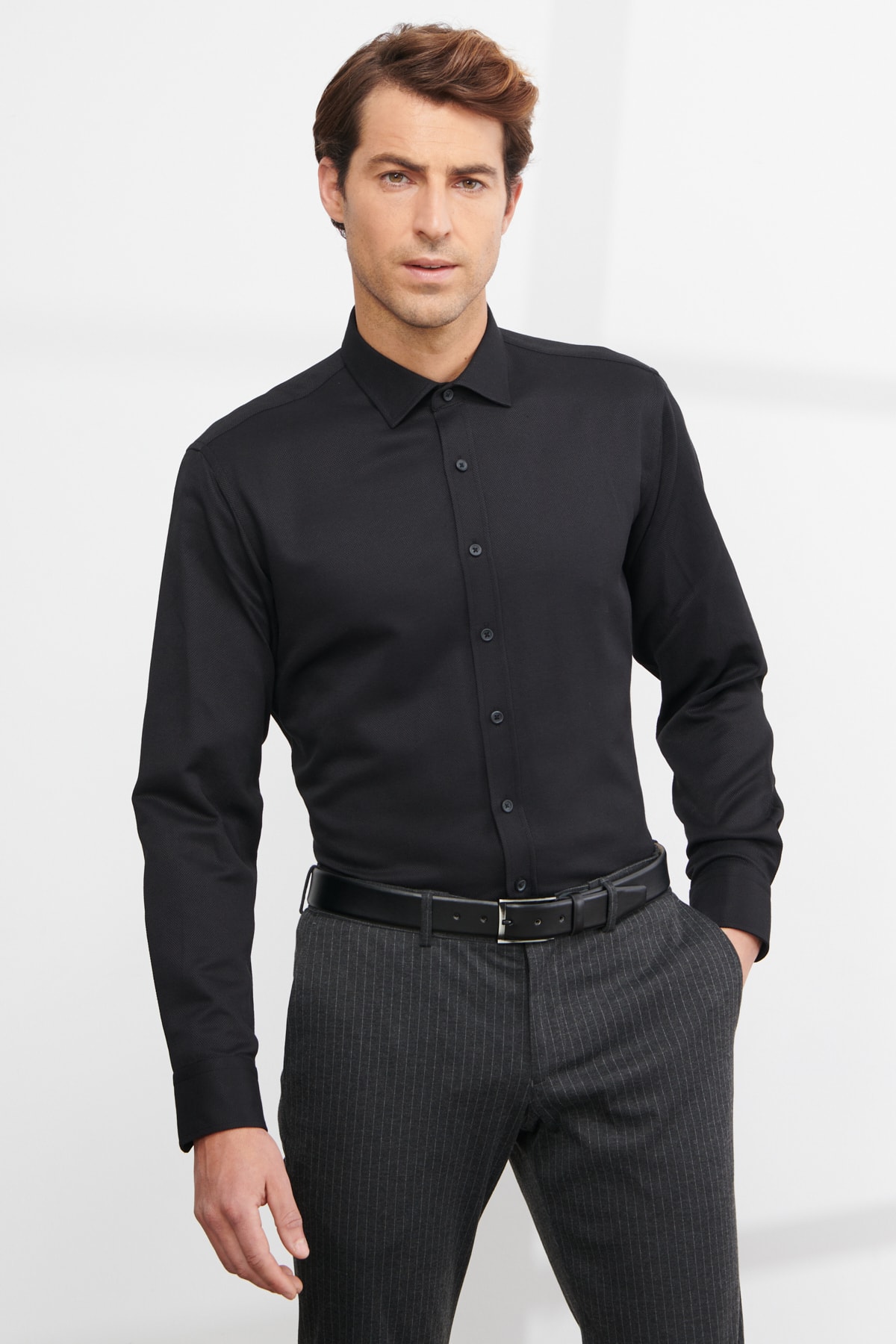 ALTINYILDIZ CLASSICS Men's Black Comfort Fit Relaxed Fit Classic Collar Cotton Comfort Dobby Shirt