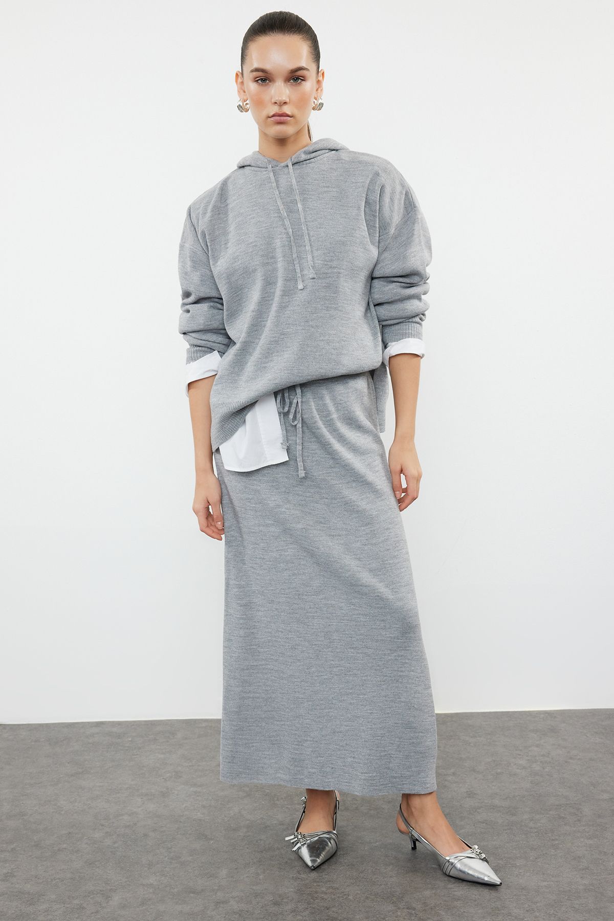 Trendyol Gray Hooded Sweater-Skirt Knitwear Bottom-Top Set