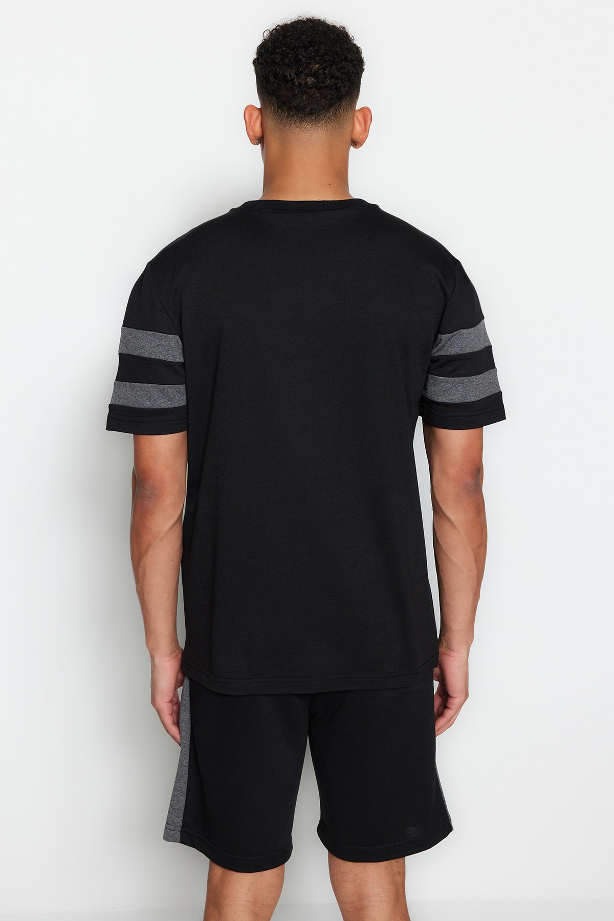 Trendyol Black Men&#039;s Regular Fit Trening