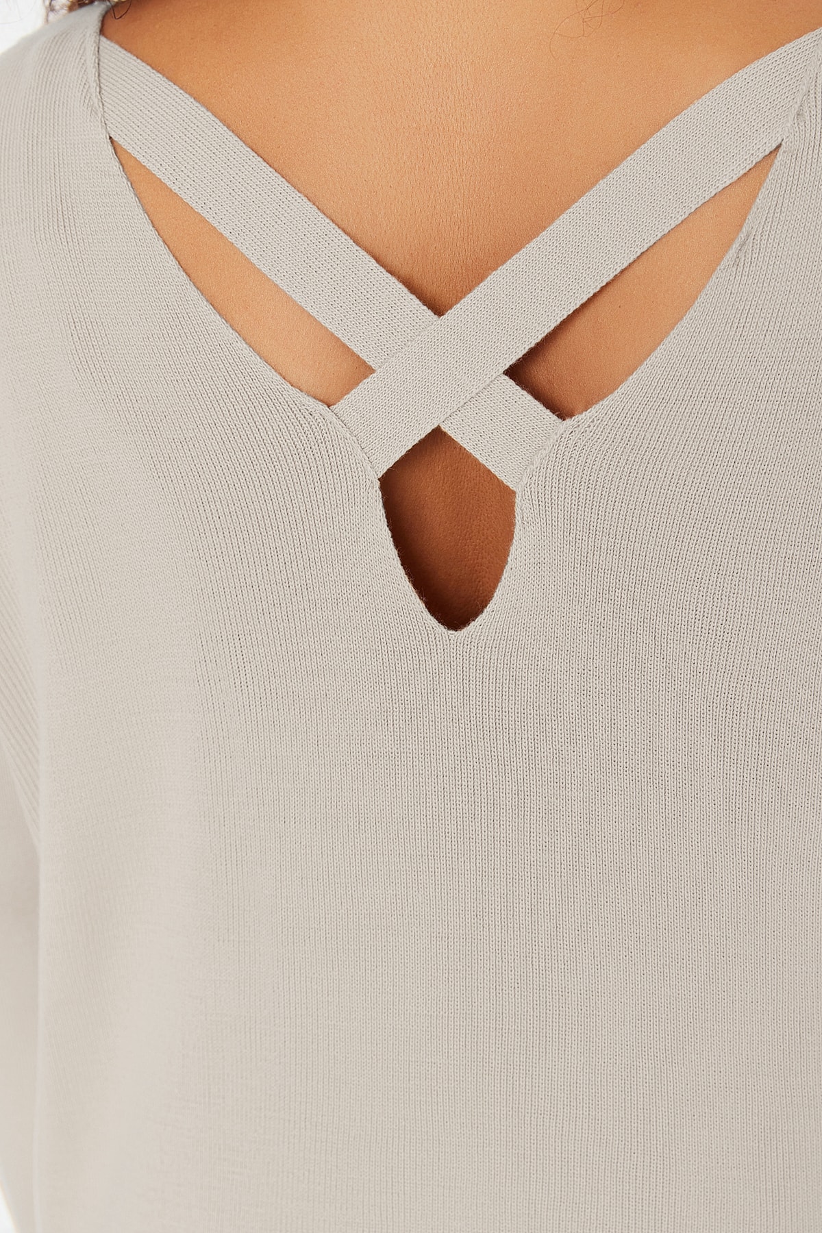 Trendyol Bej Back Cross Band Detaliu Tricotaje Pulover