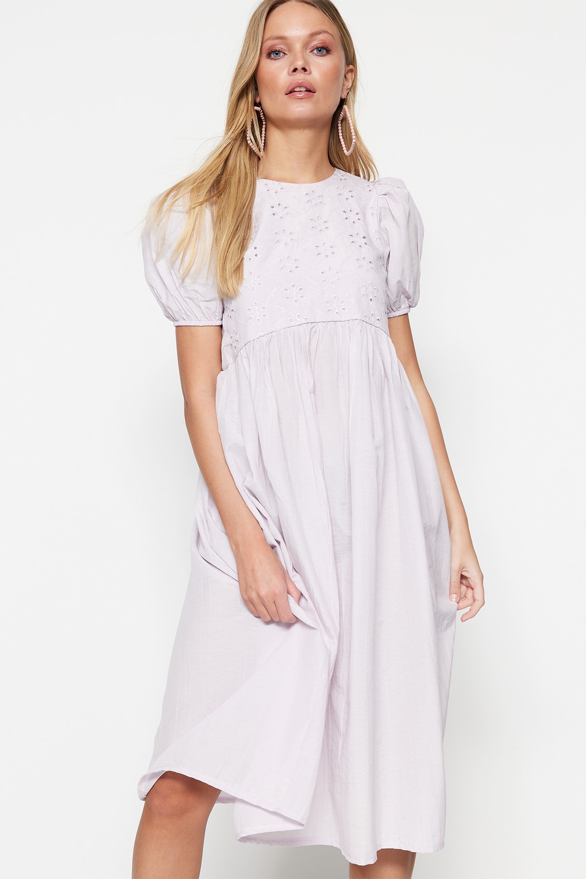 Trendyol Lilac țesut brode balon mânecă midi țesut rochie
