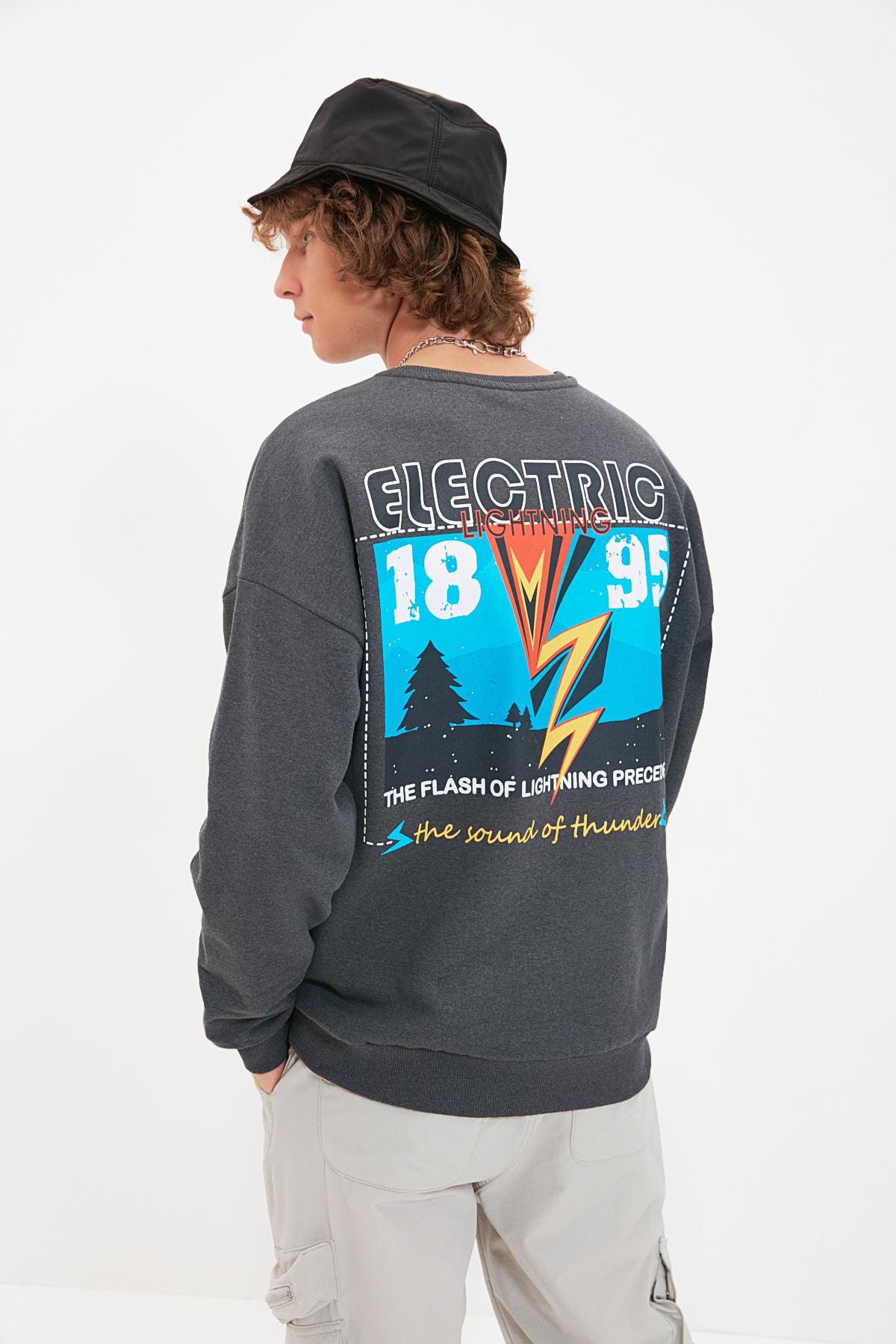 Trendyol Sweatshirt - Gray - Oversize