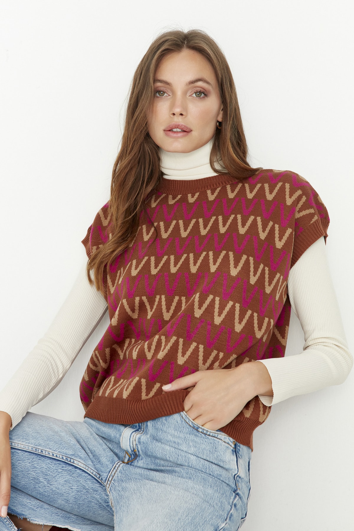 Trendyol Brown Patterned Oversized Knitwear Sweater