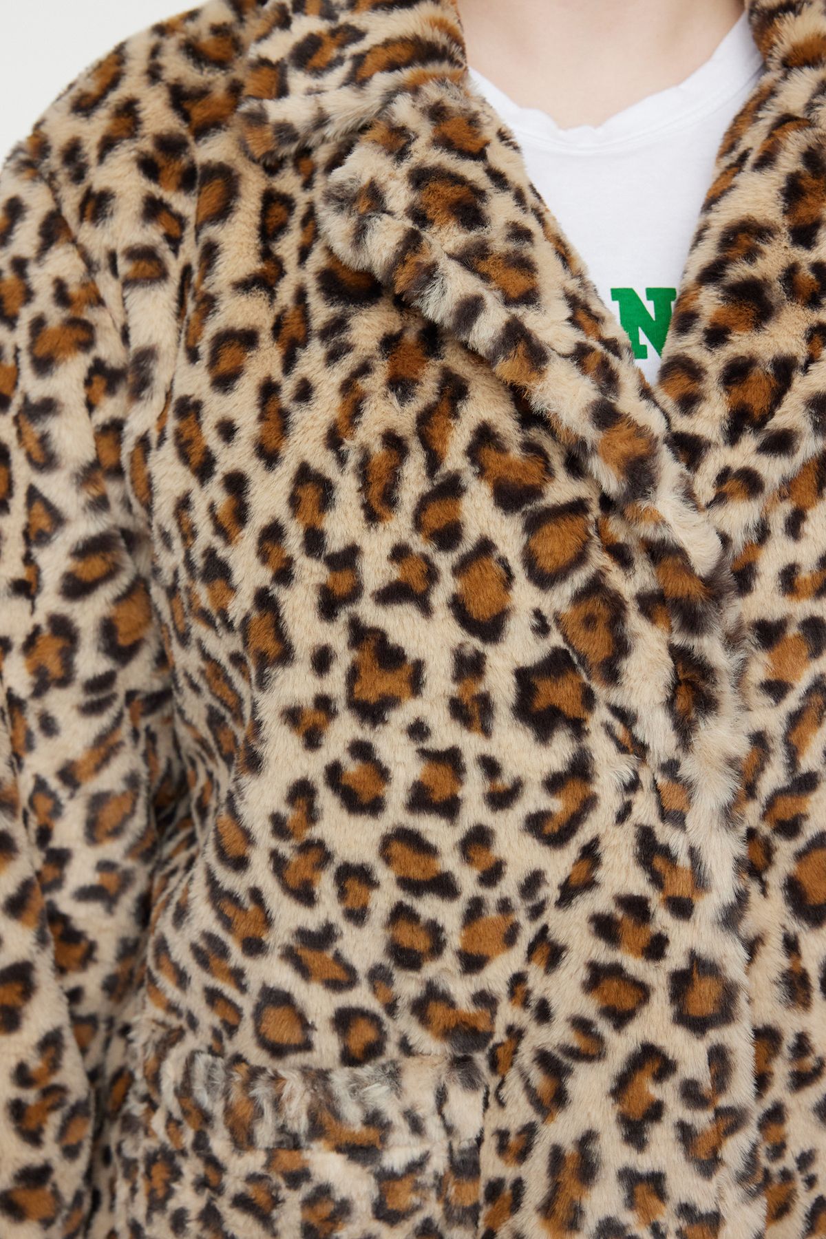 Trendyol Curve Brown Regular Fit Leopard Patterned Soft Touch Fur Coat