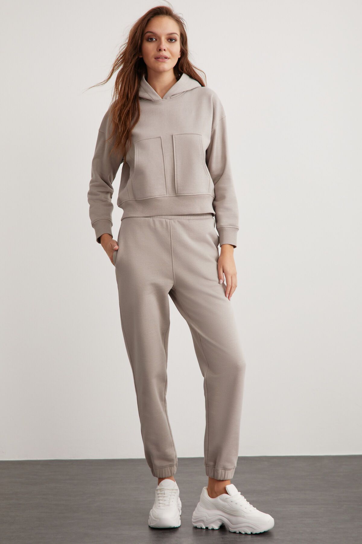 Hanorac dama, GRIMELANGE