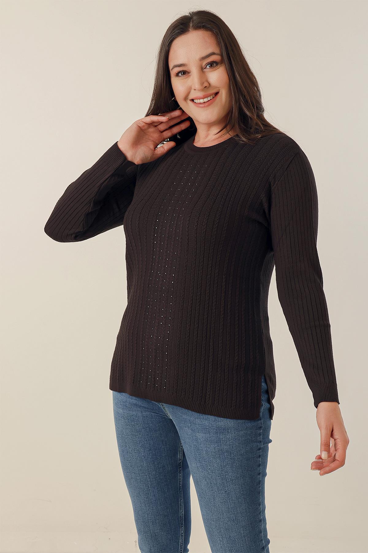 By Saygı Hair Braided Front Bead Detail Plus Size Sweater