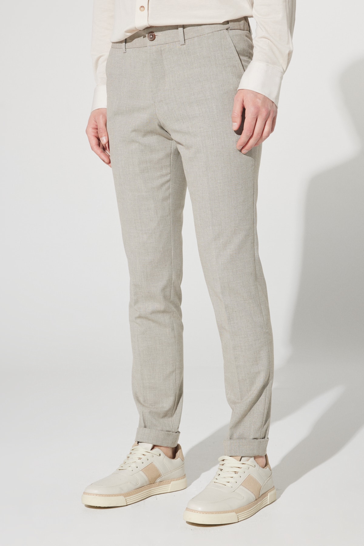 ALTINYILDIZ CLASSICS Men's Beige Slim Fit Slim Fit Patterned Flexible Elastic Waist Trousers.
